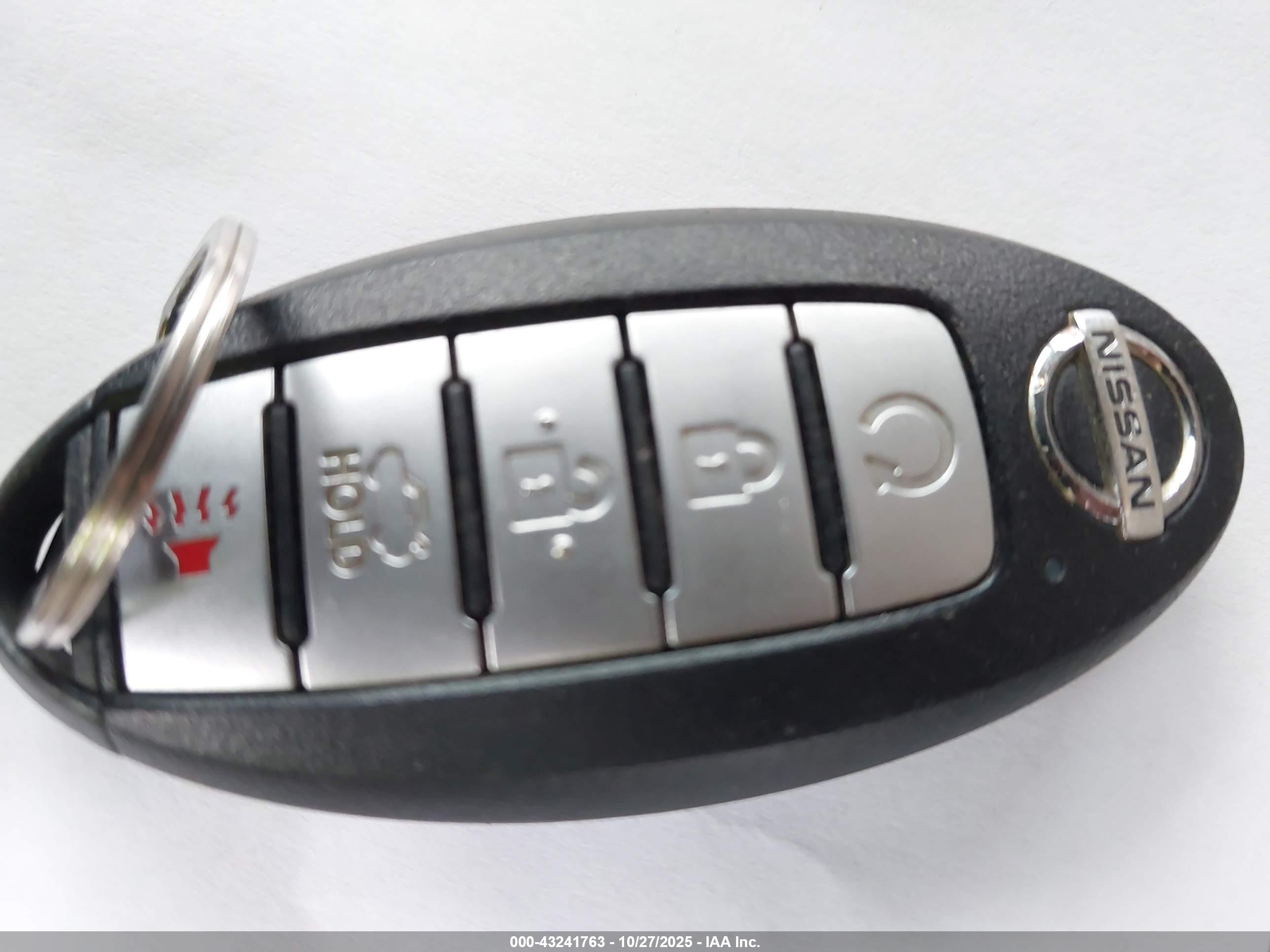 NISSAN ALTIMA image 11