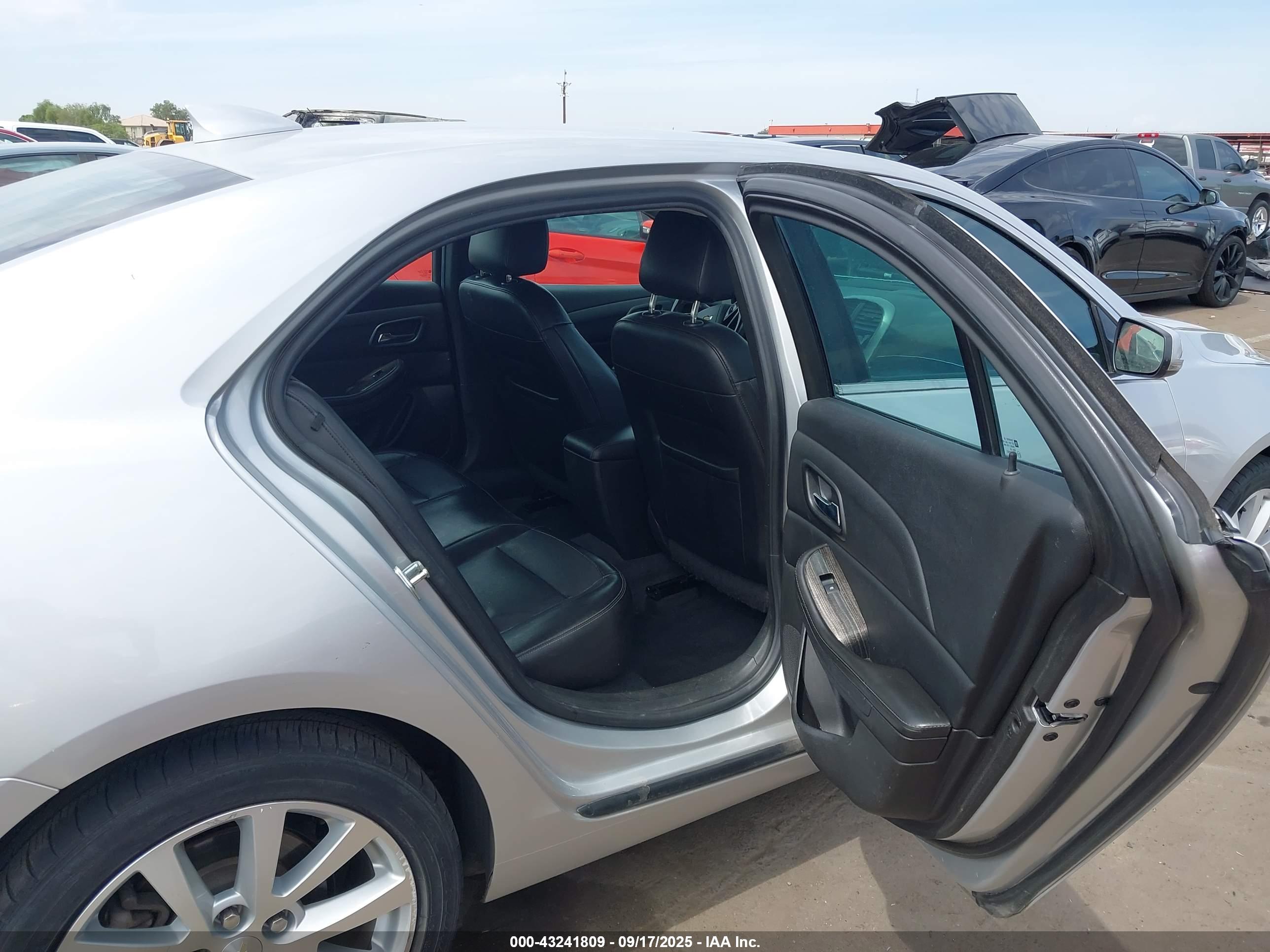 CHEVROLET MALIBU image 8