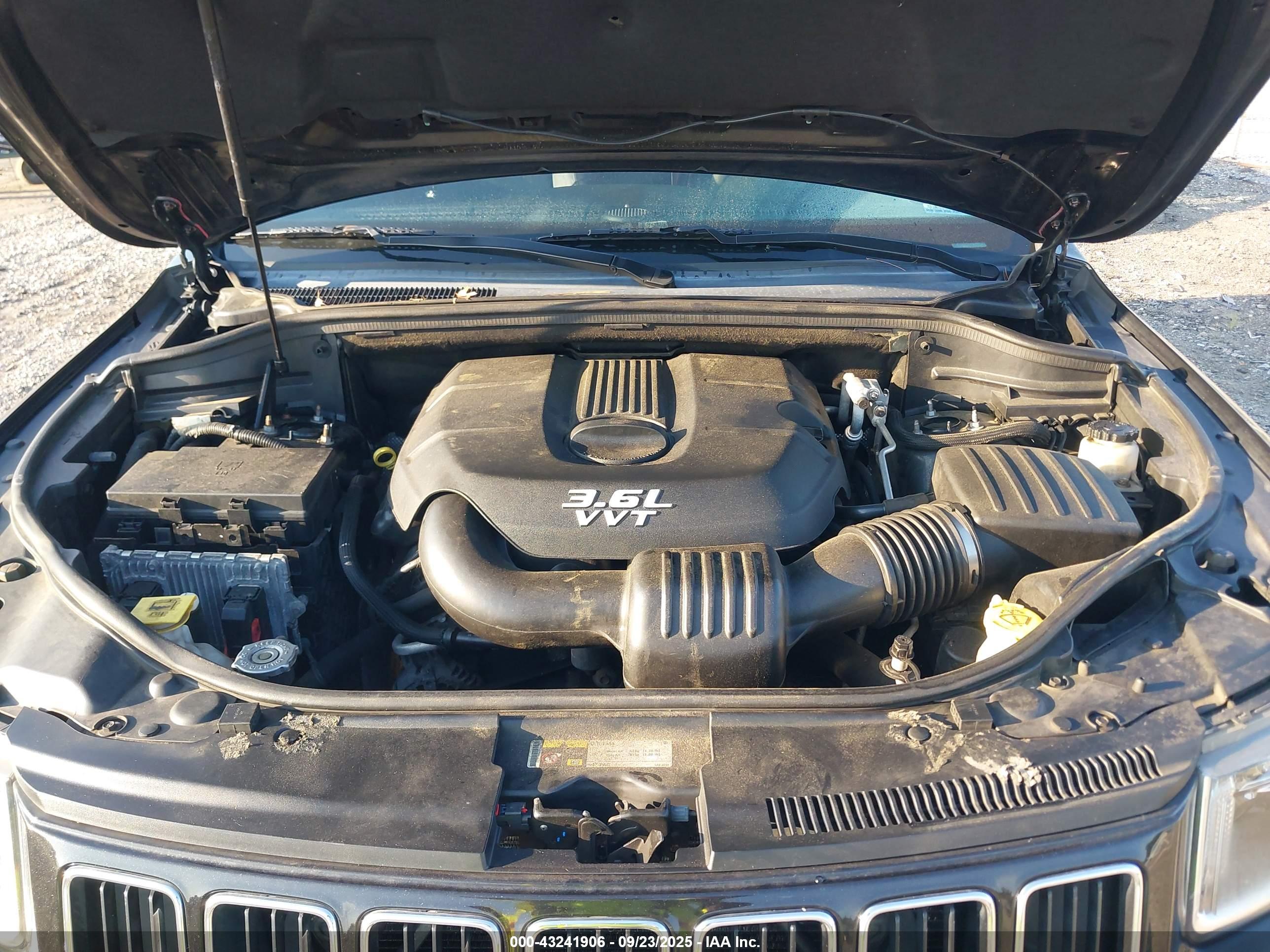 JEEP GRAND image 10