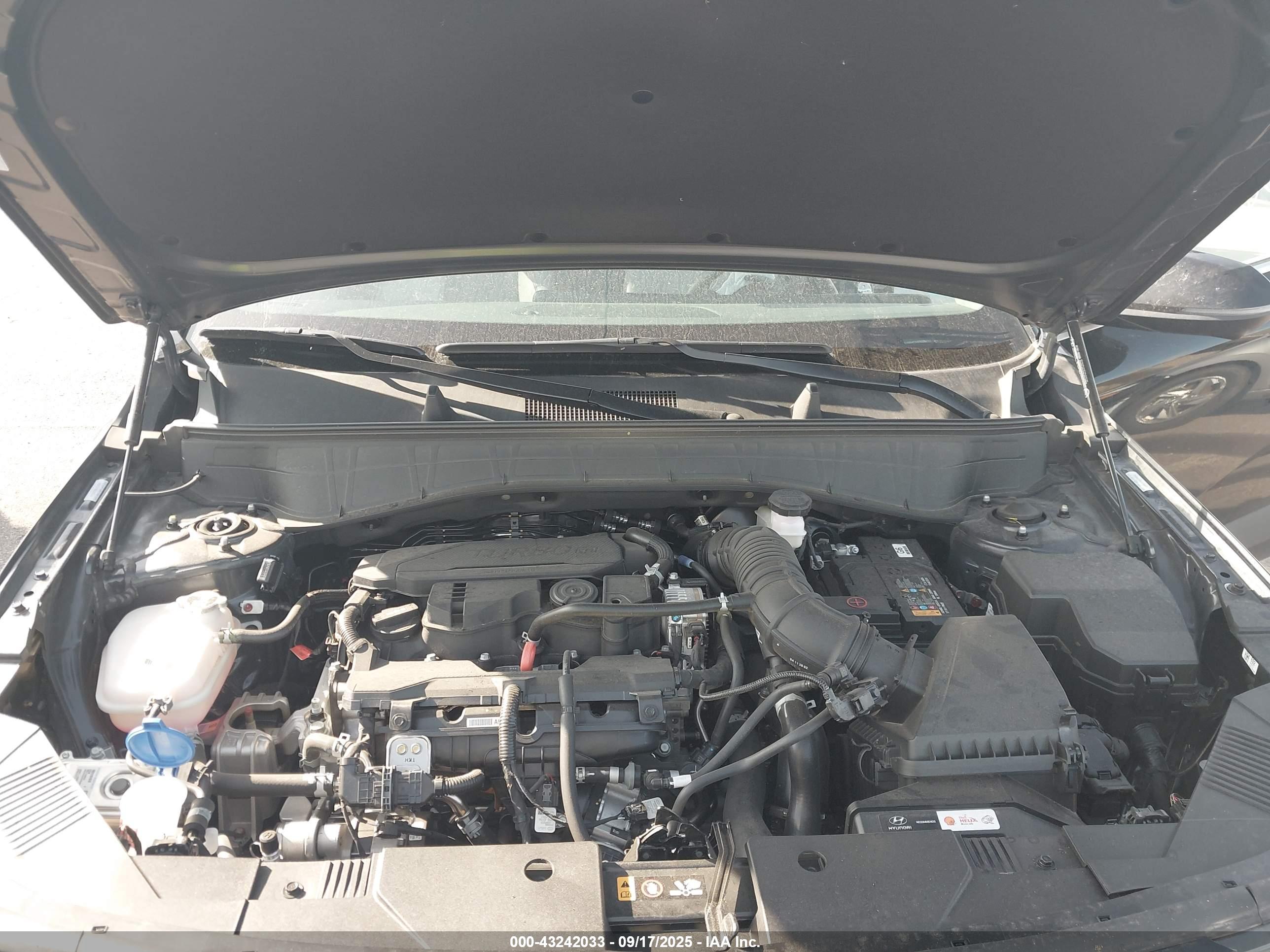 HYUNDAI KONA image 10