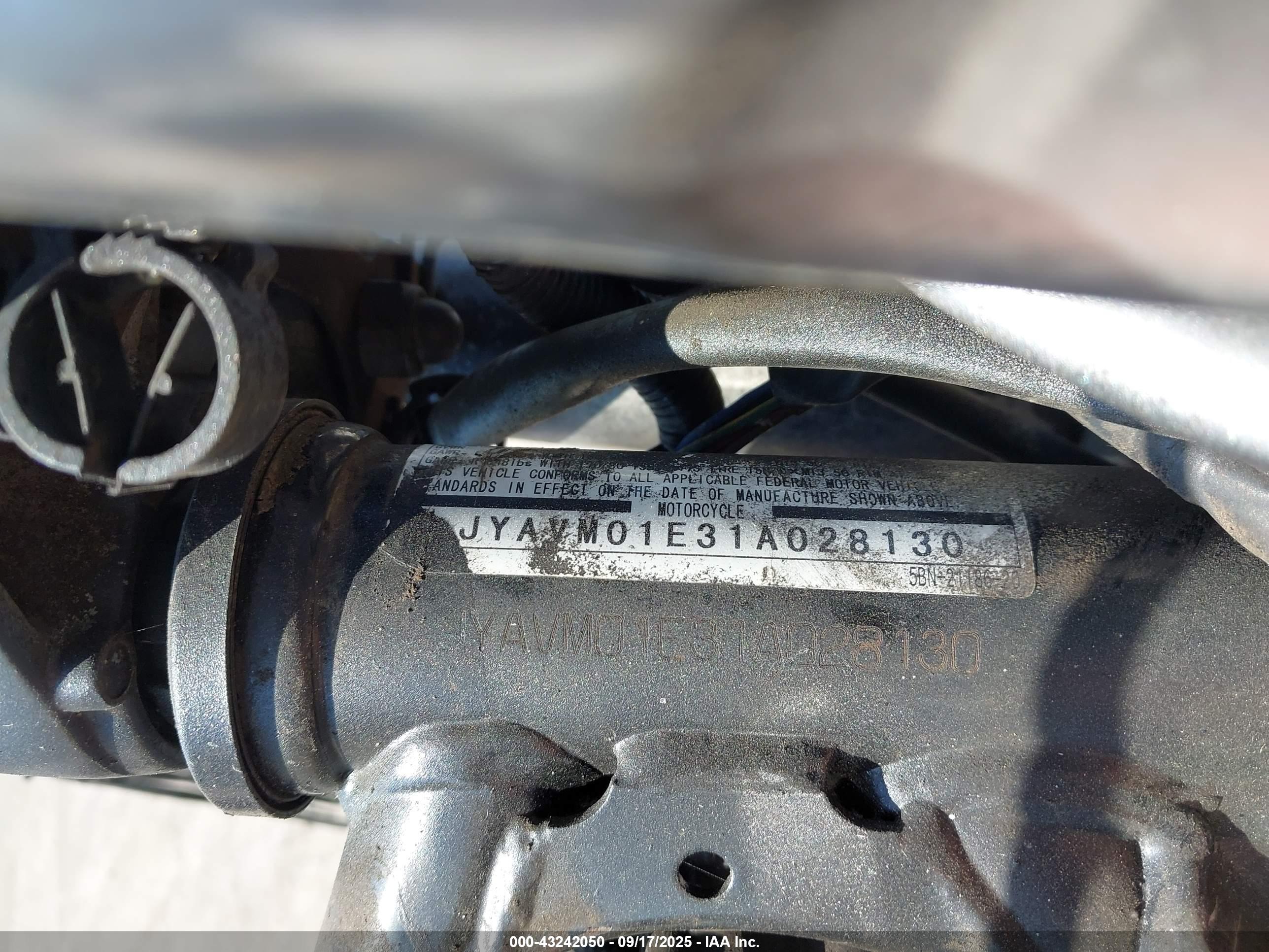 YAMAHA XVS65 image 10