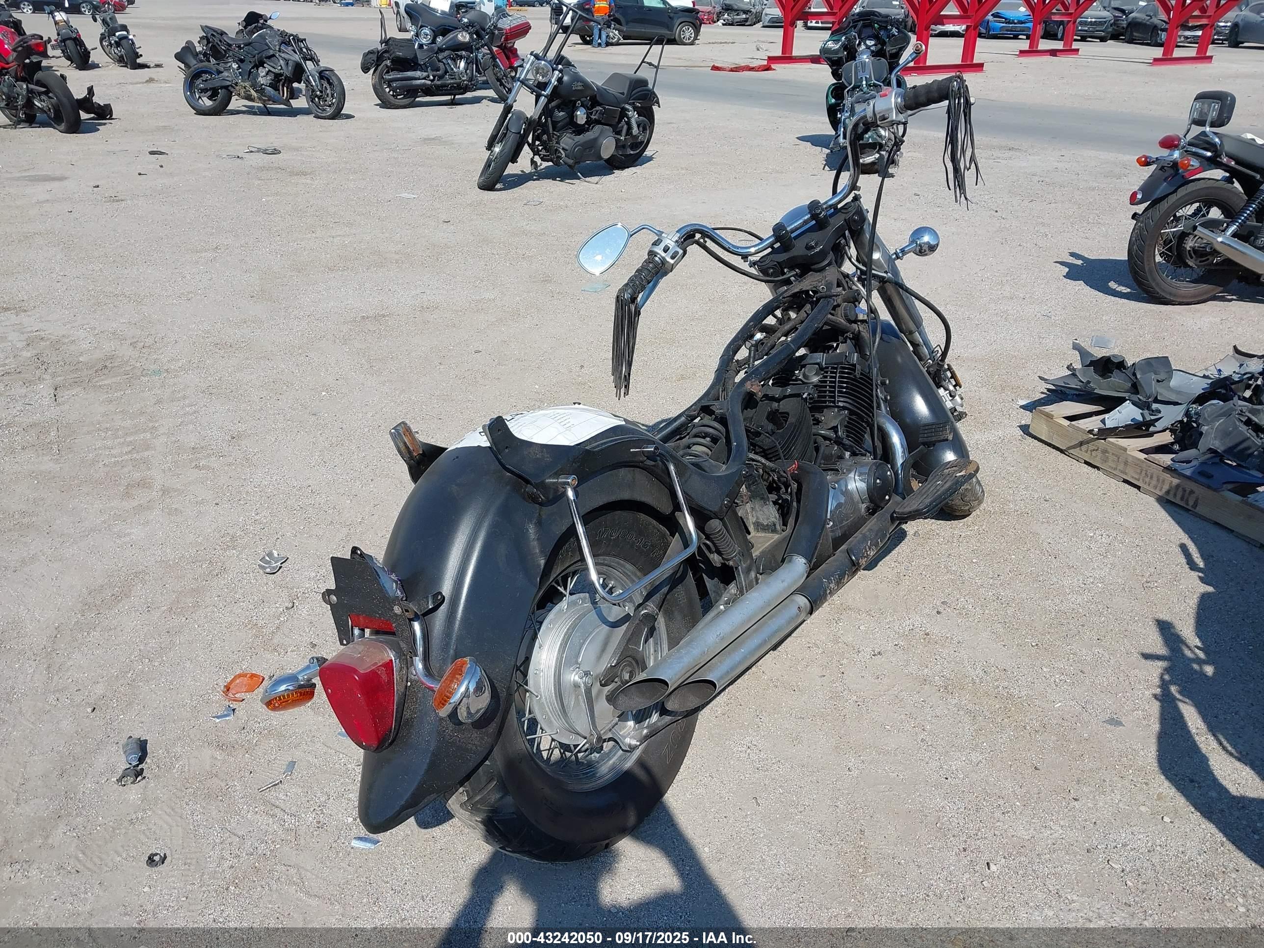YAMAHA XVS65 image 4