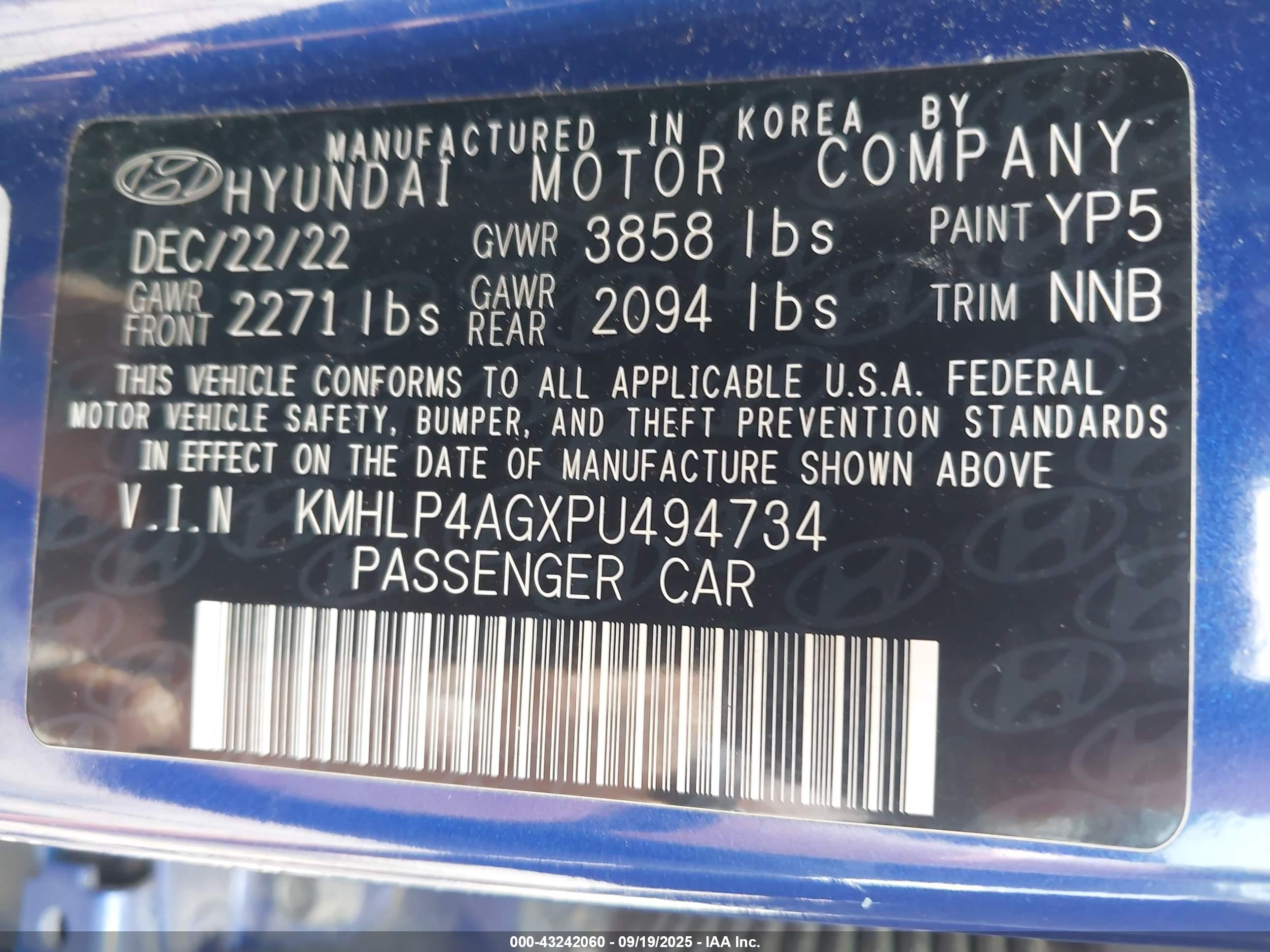 HYUNDAI ELANTRA image 9
