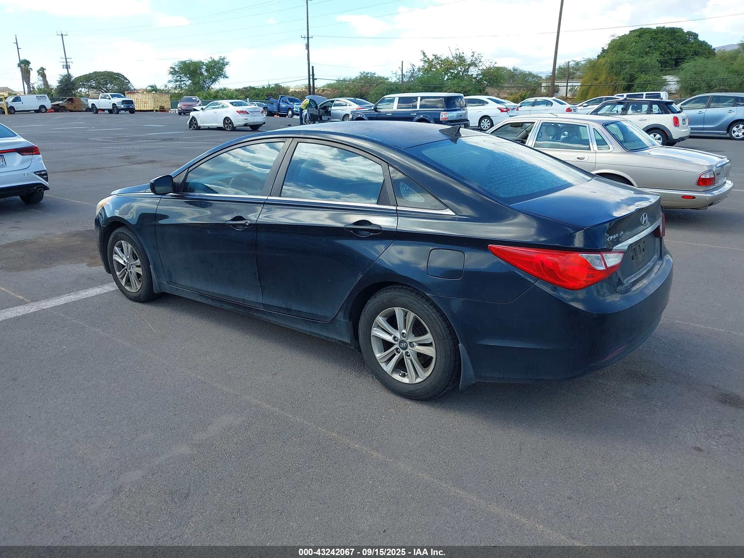 HYUNDAI SONATA image 3