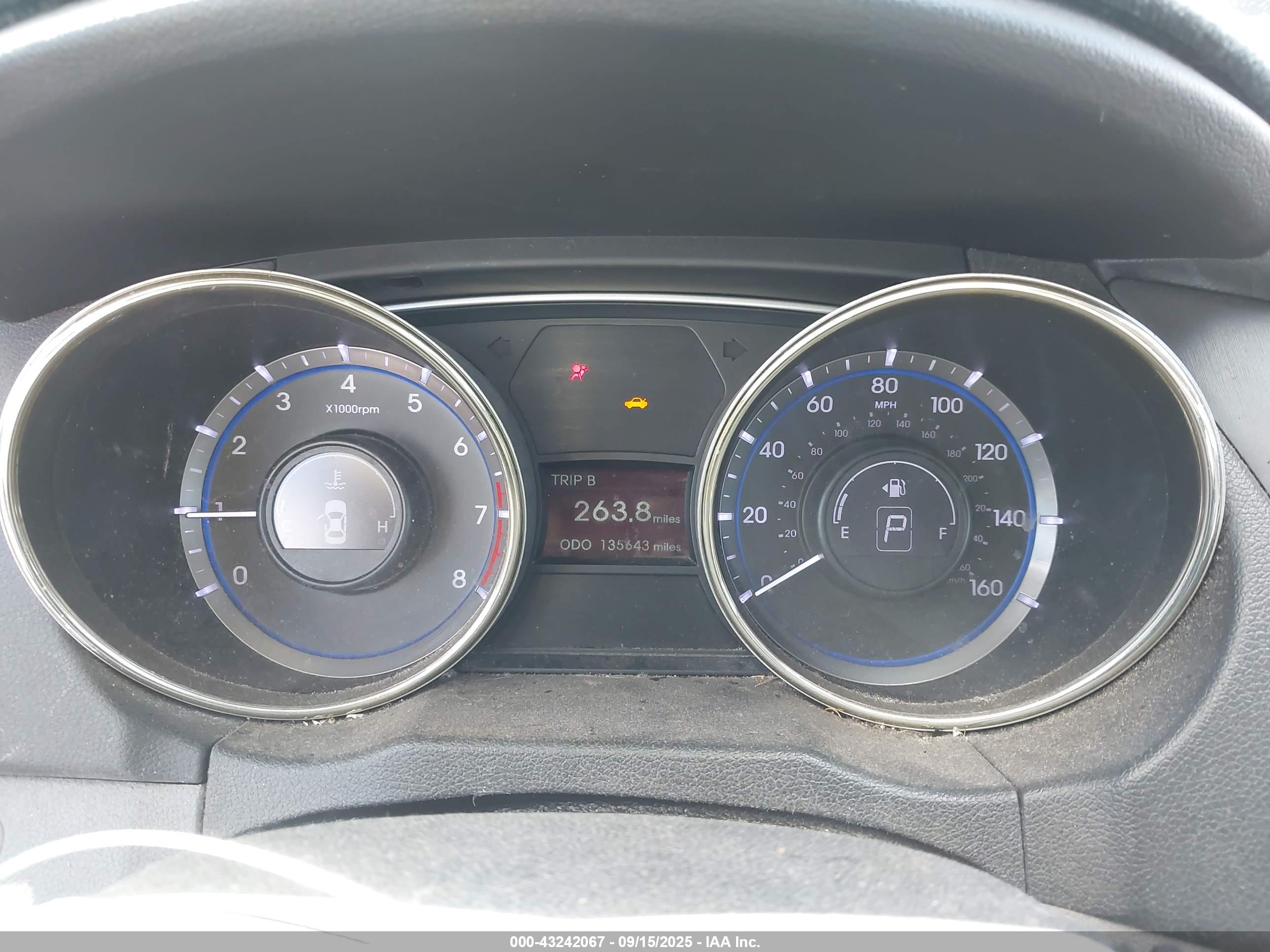HYUNDAI SONATA image 7