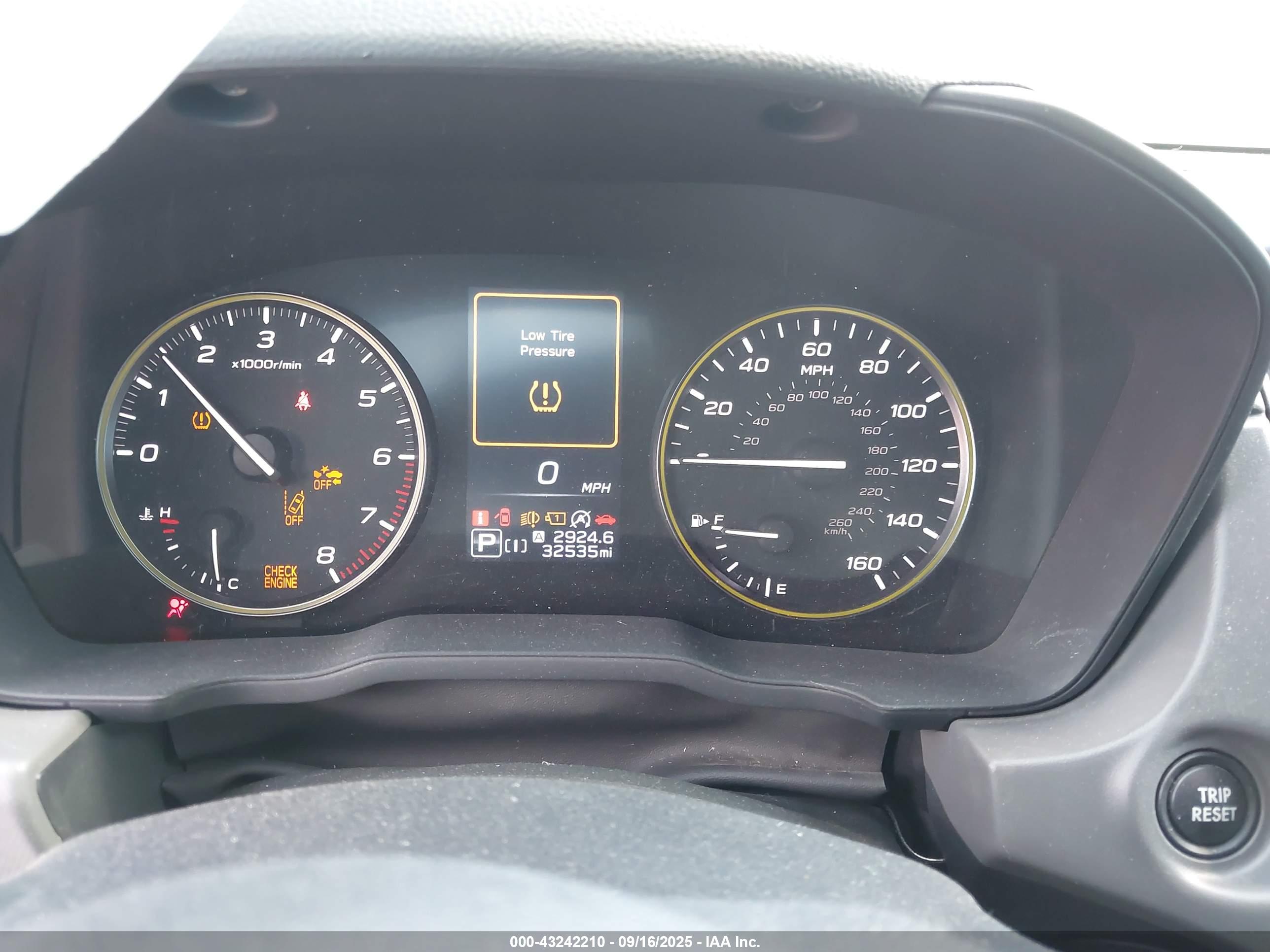 SUBARU CROSSTREK image 7