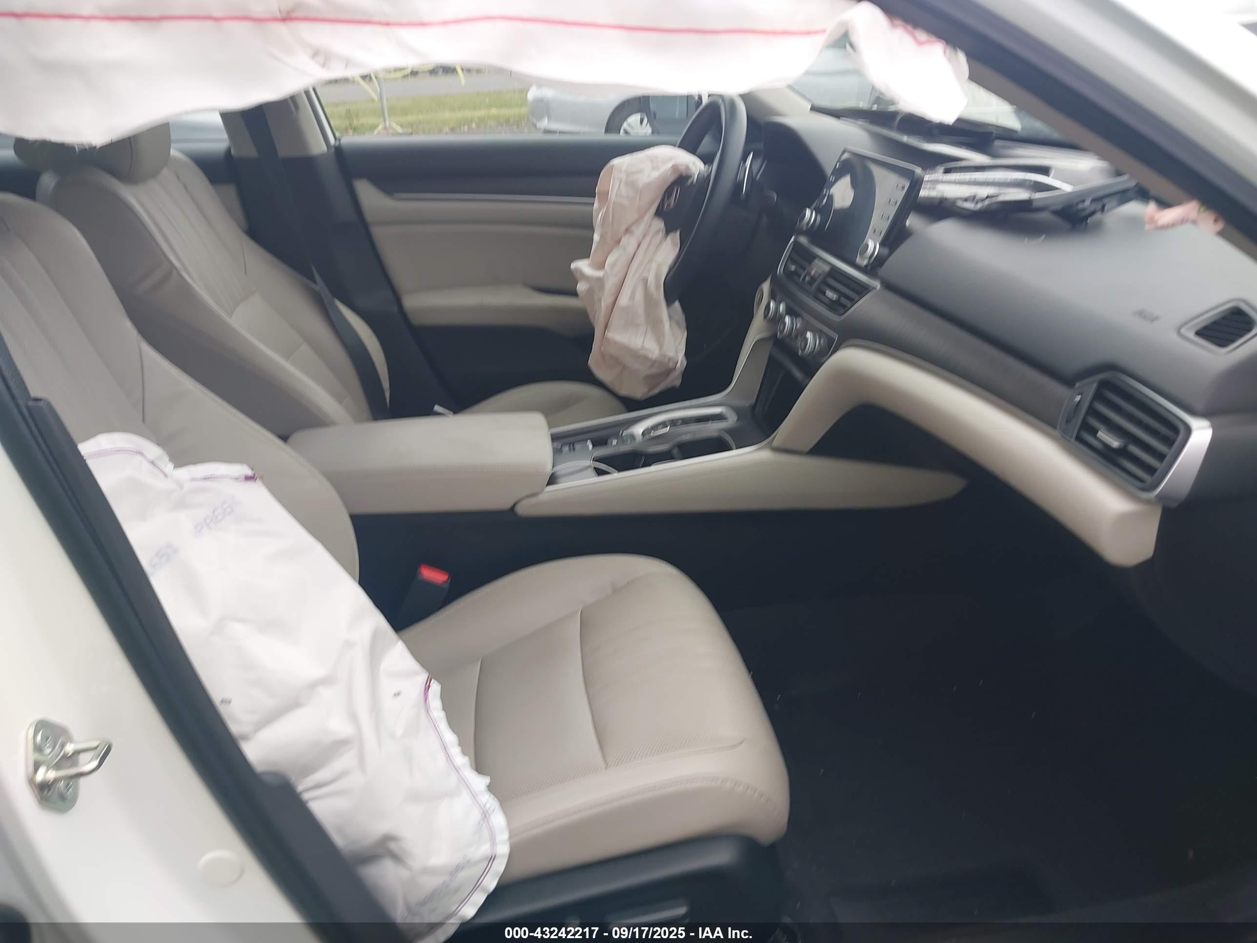HONDA ACCORD image 5