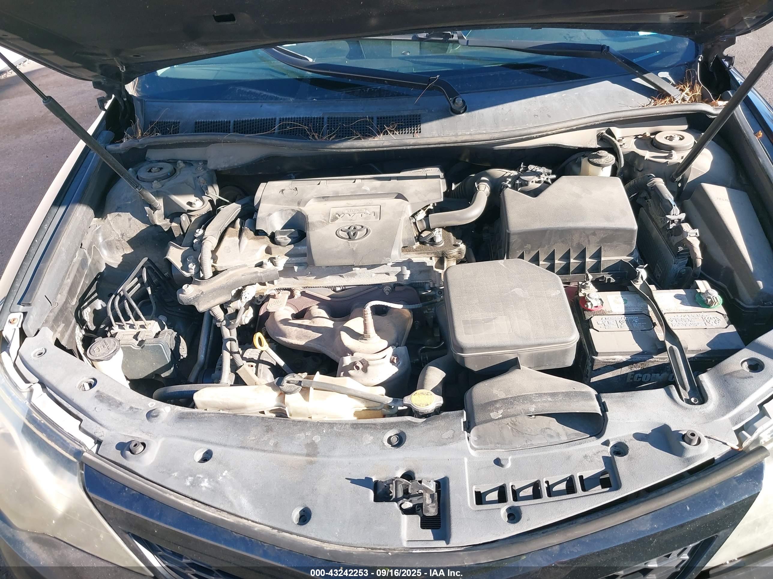 TOYOTA CAMRY image 10