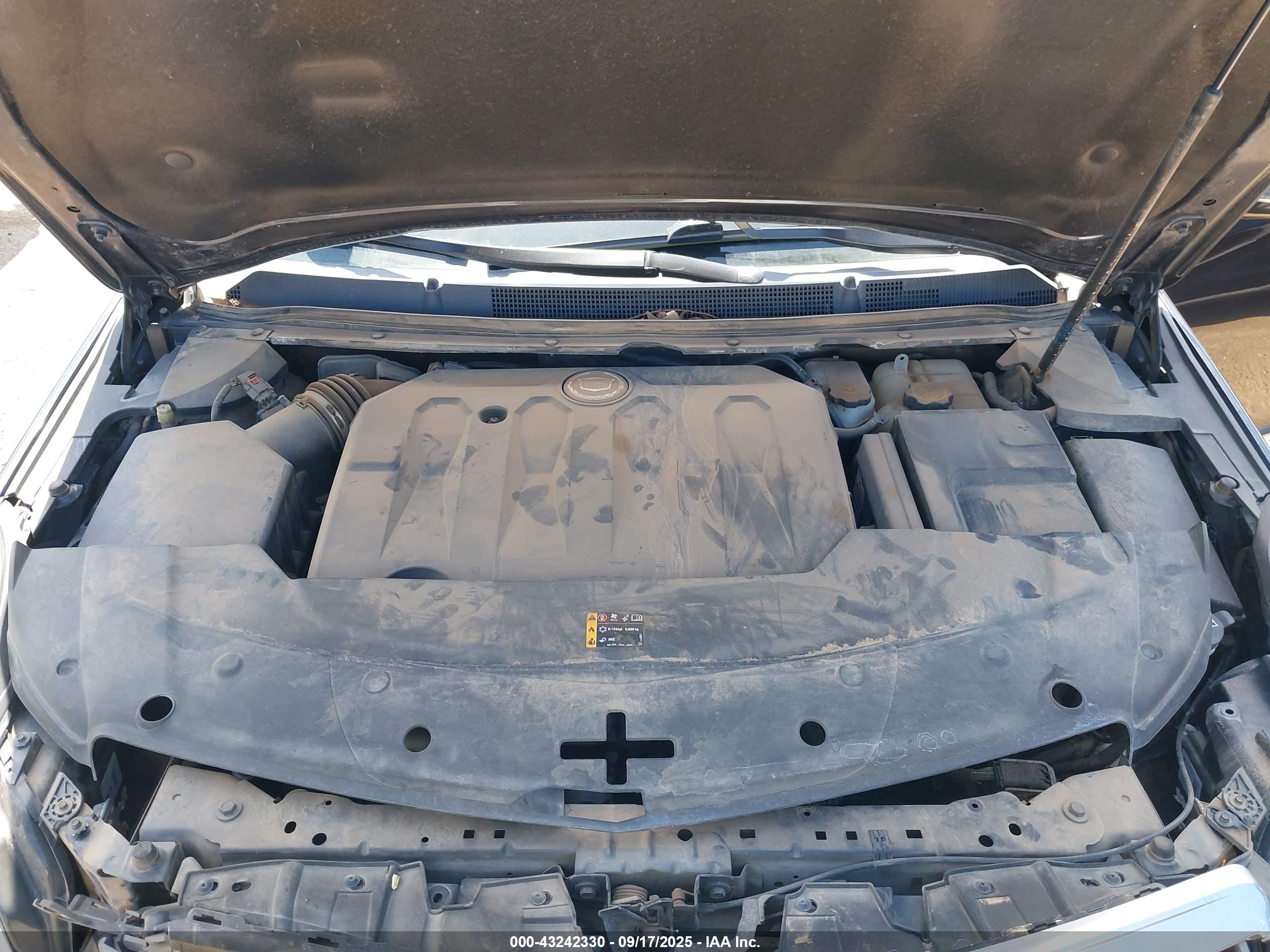 CADILLAC XTS image 10