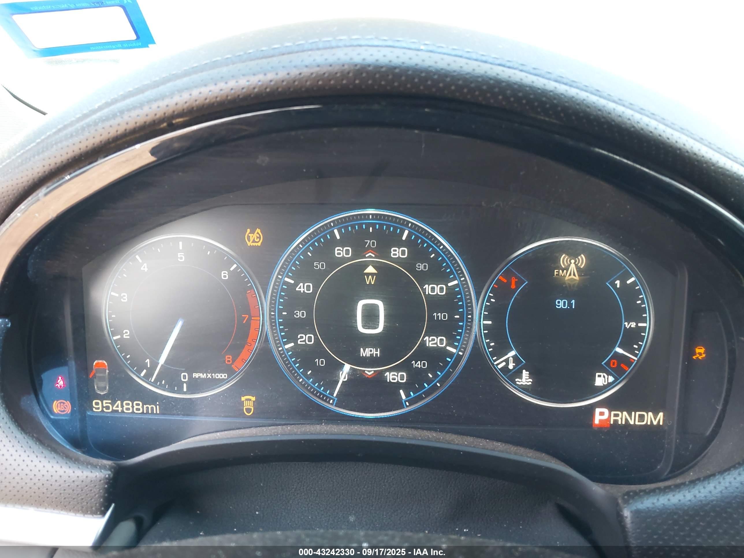 CADILLAC XTS image 7