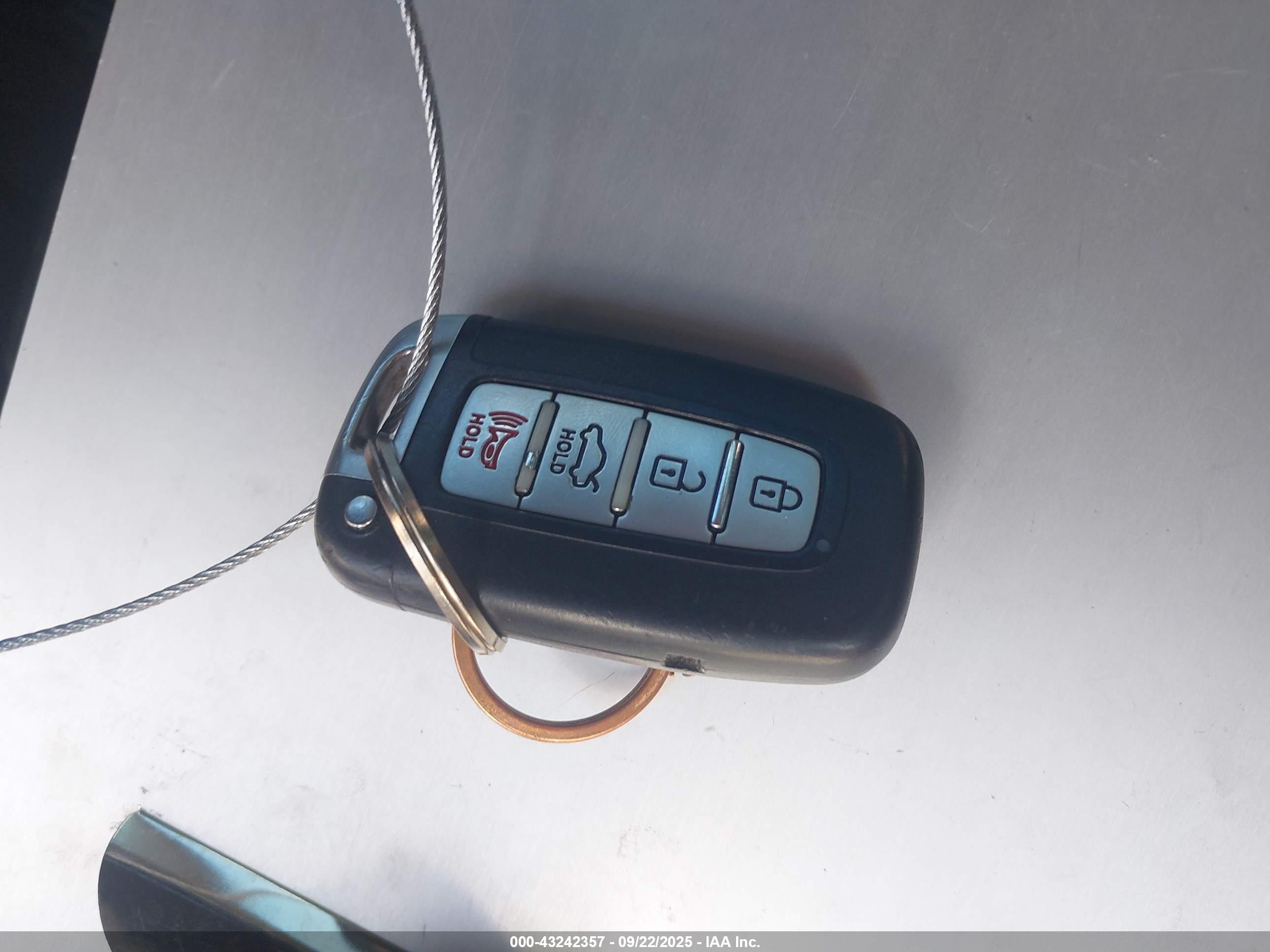 HYUNDAI SONATA image 11