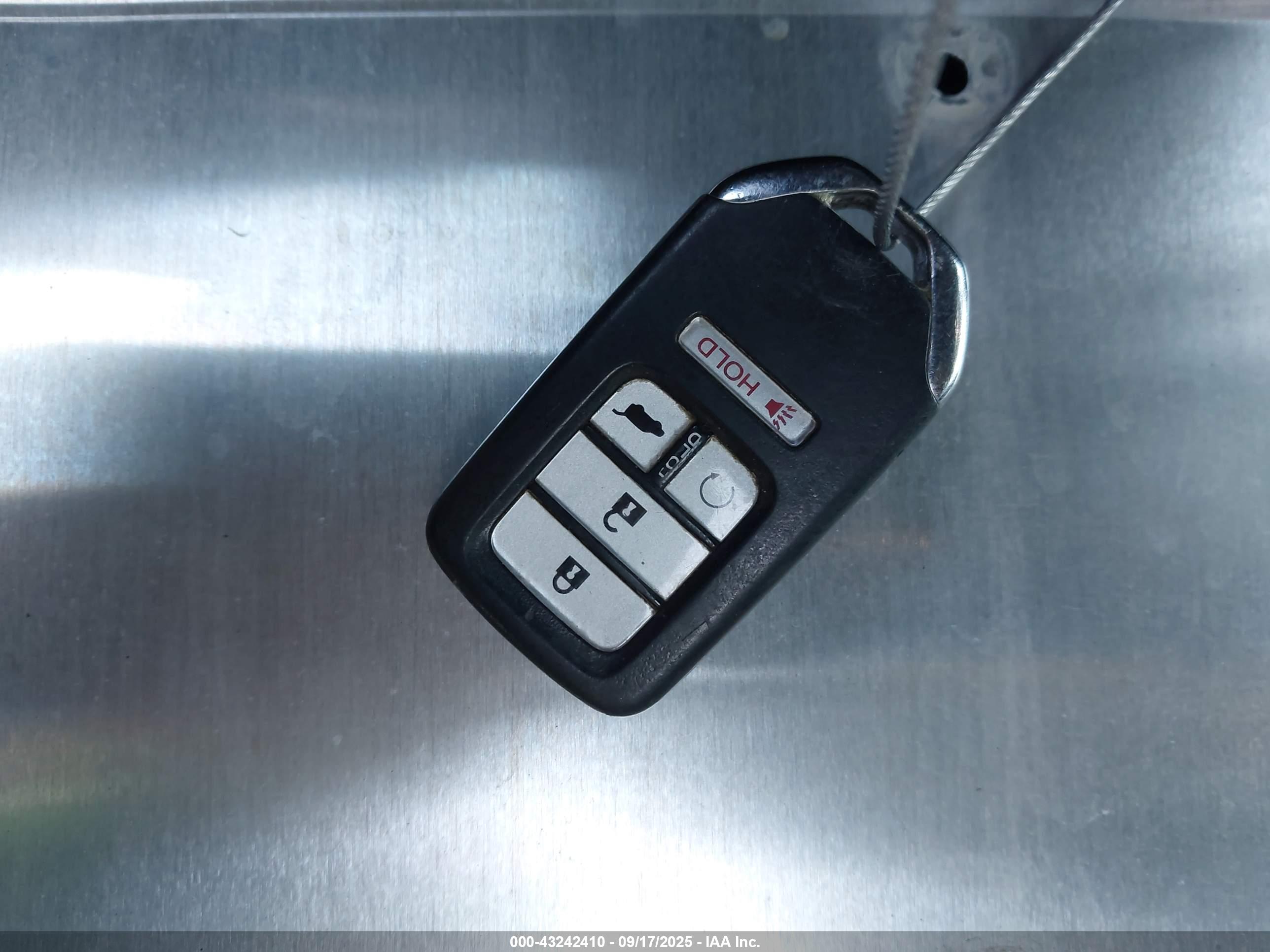 HONDA CR-V image 11
