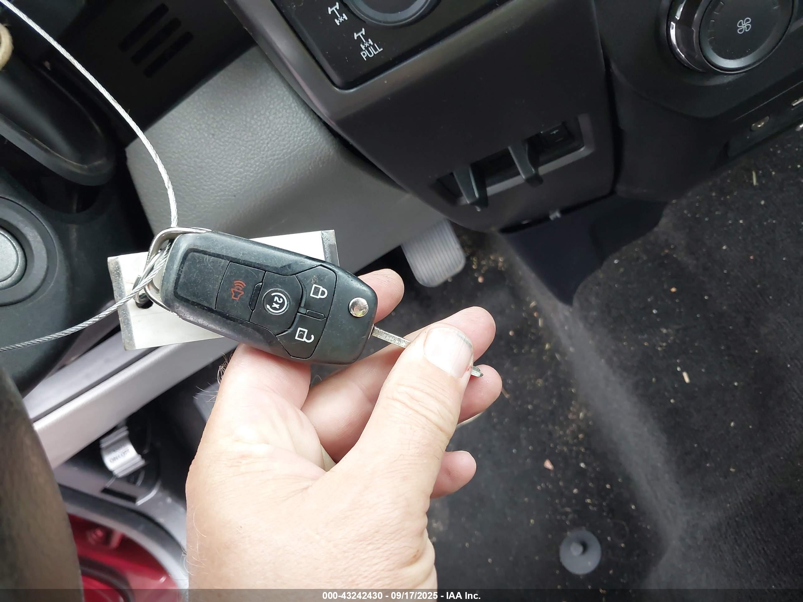 FORD F-150 image 11