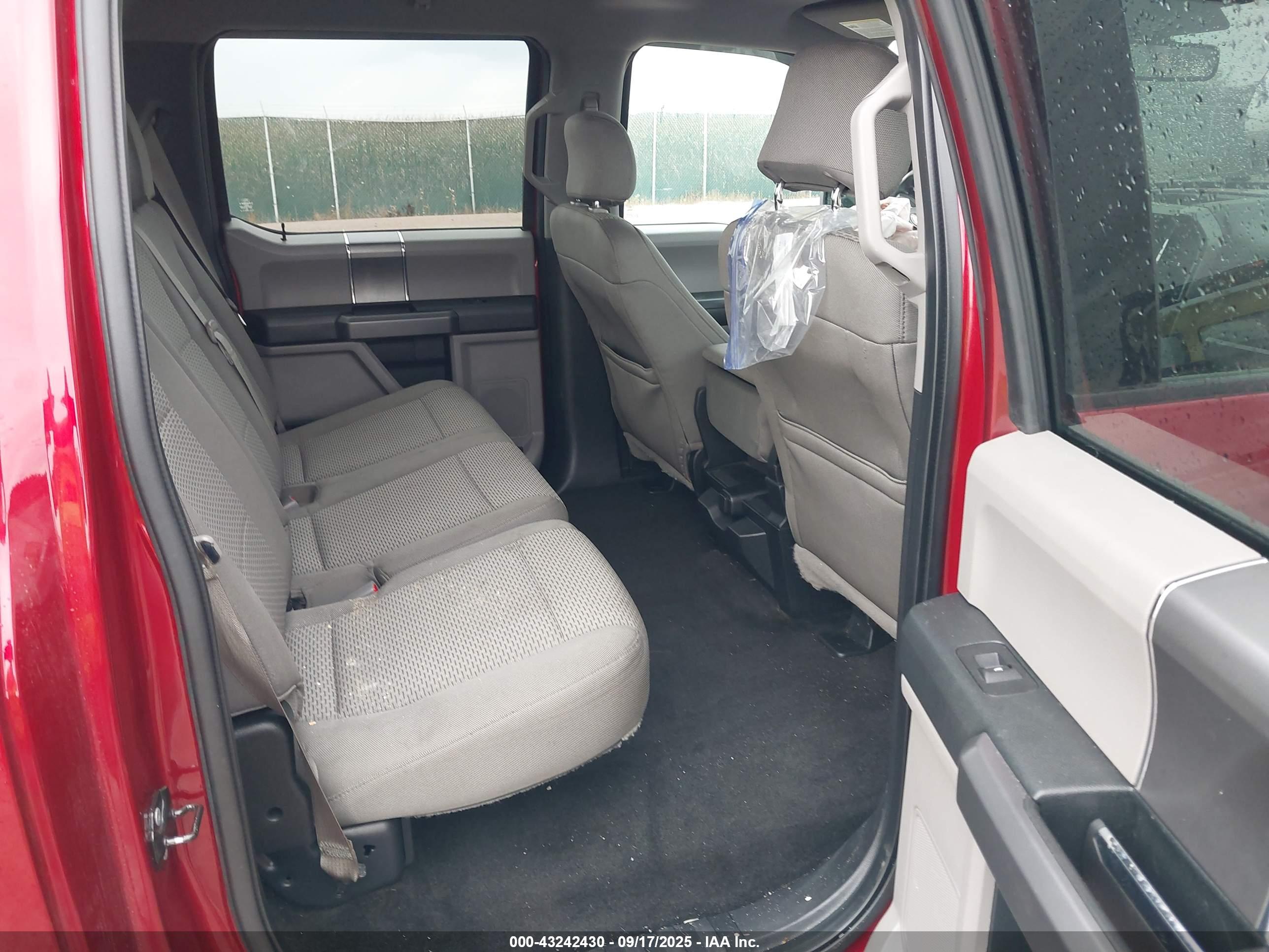 FORD F-150 image 8
