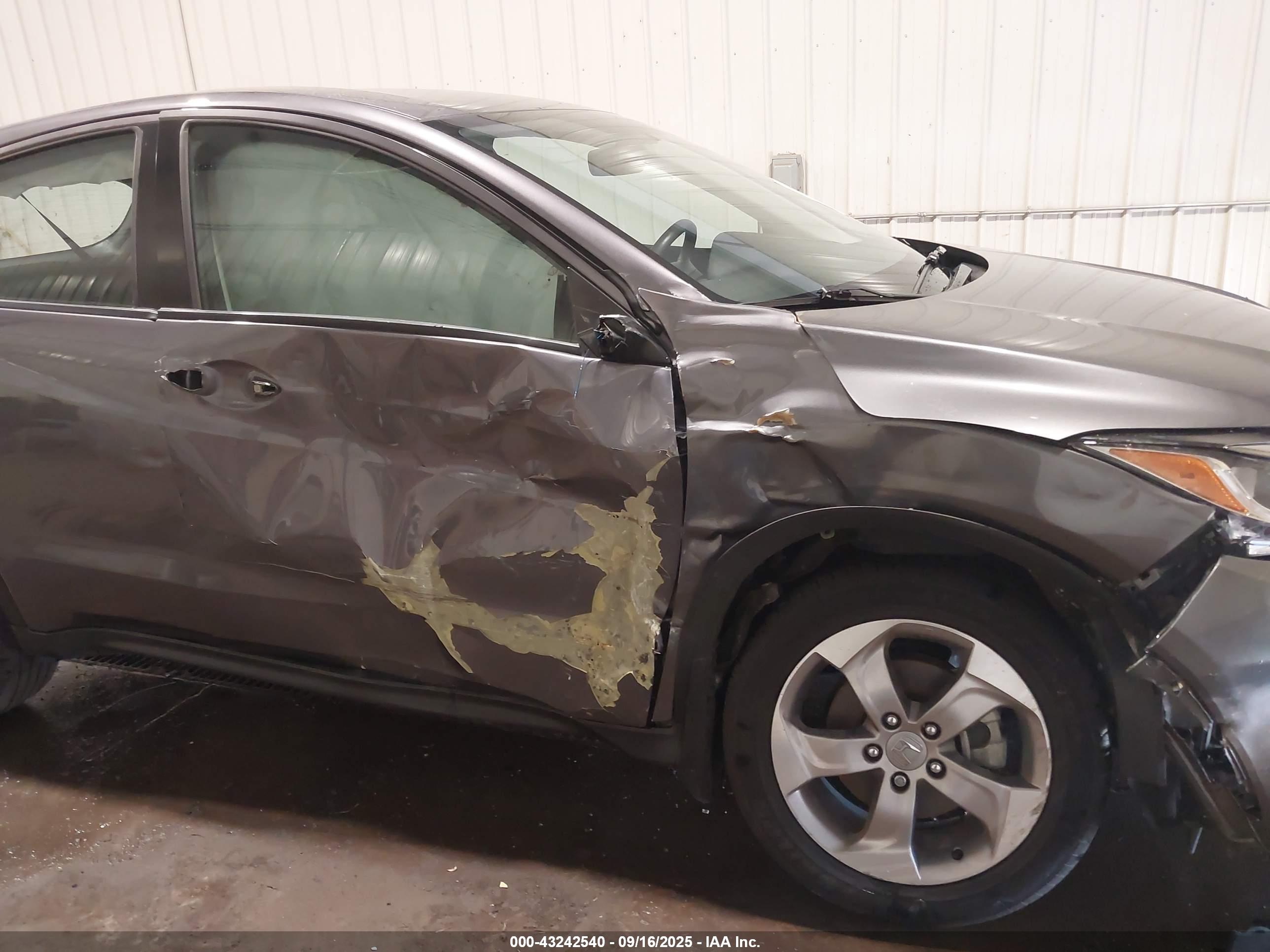 HONDA HR-V image 6
