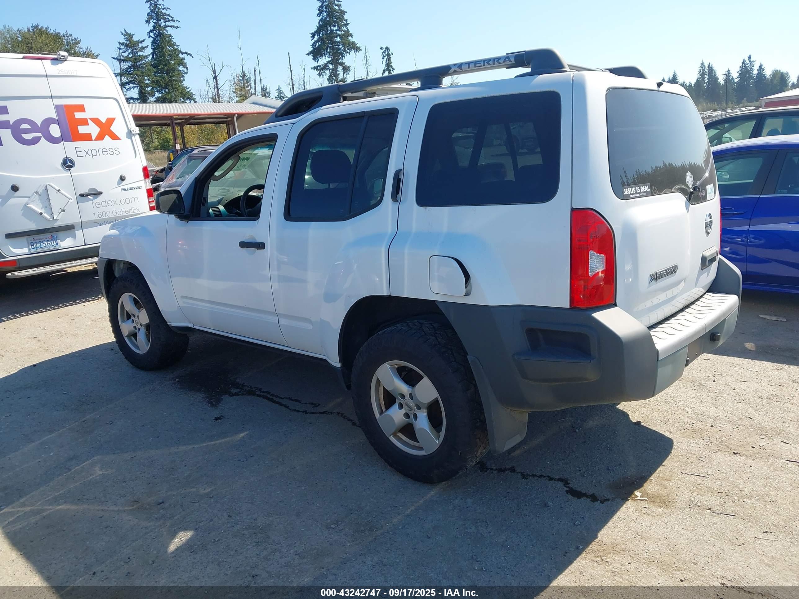 NISSAN XTERRA image 3