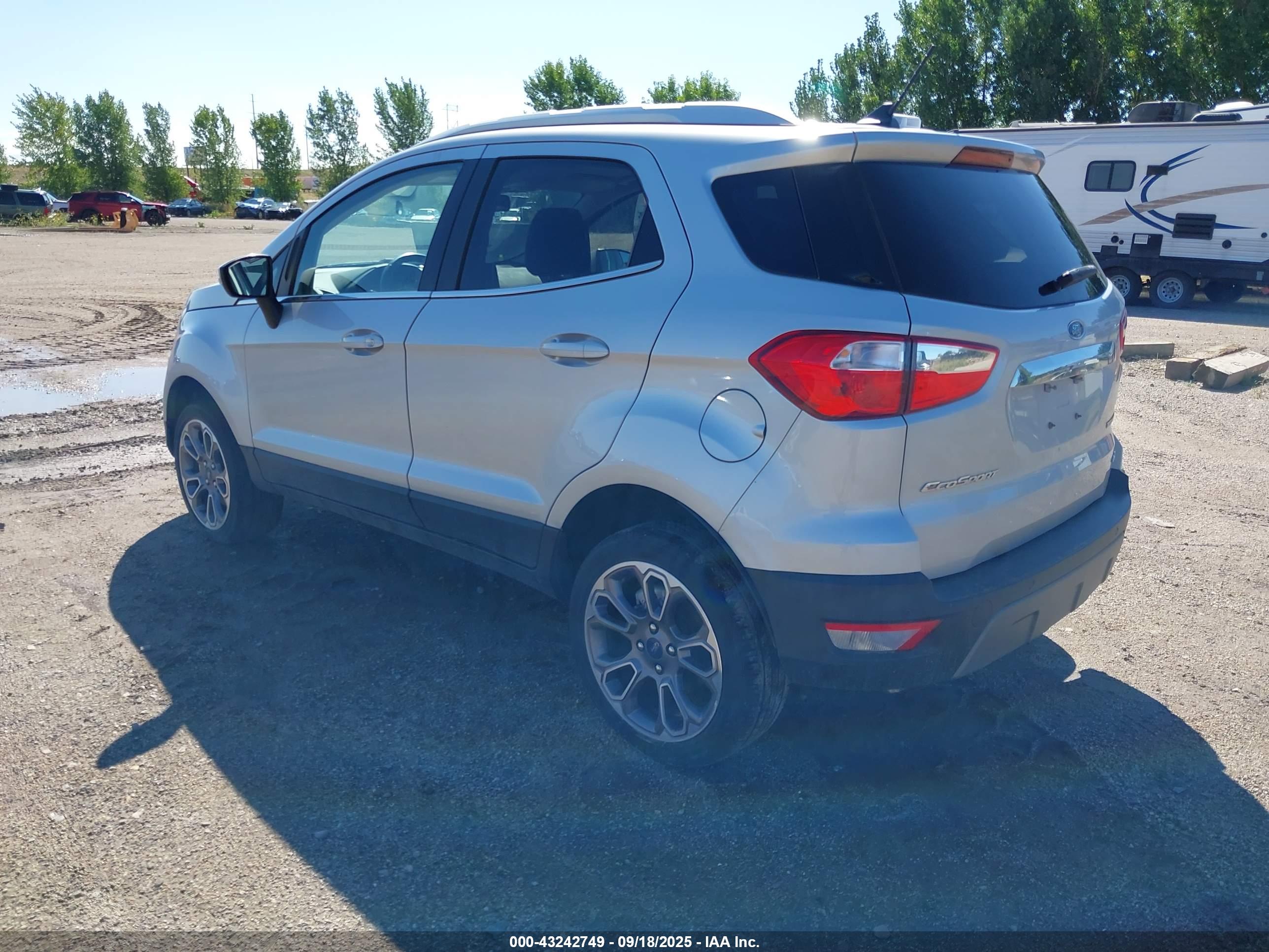 FORD ECOSPORT image 3