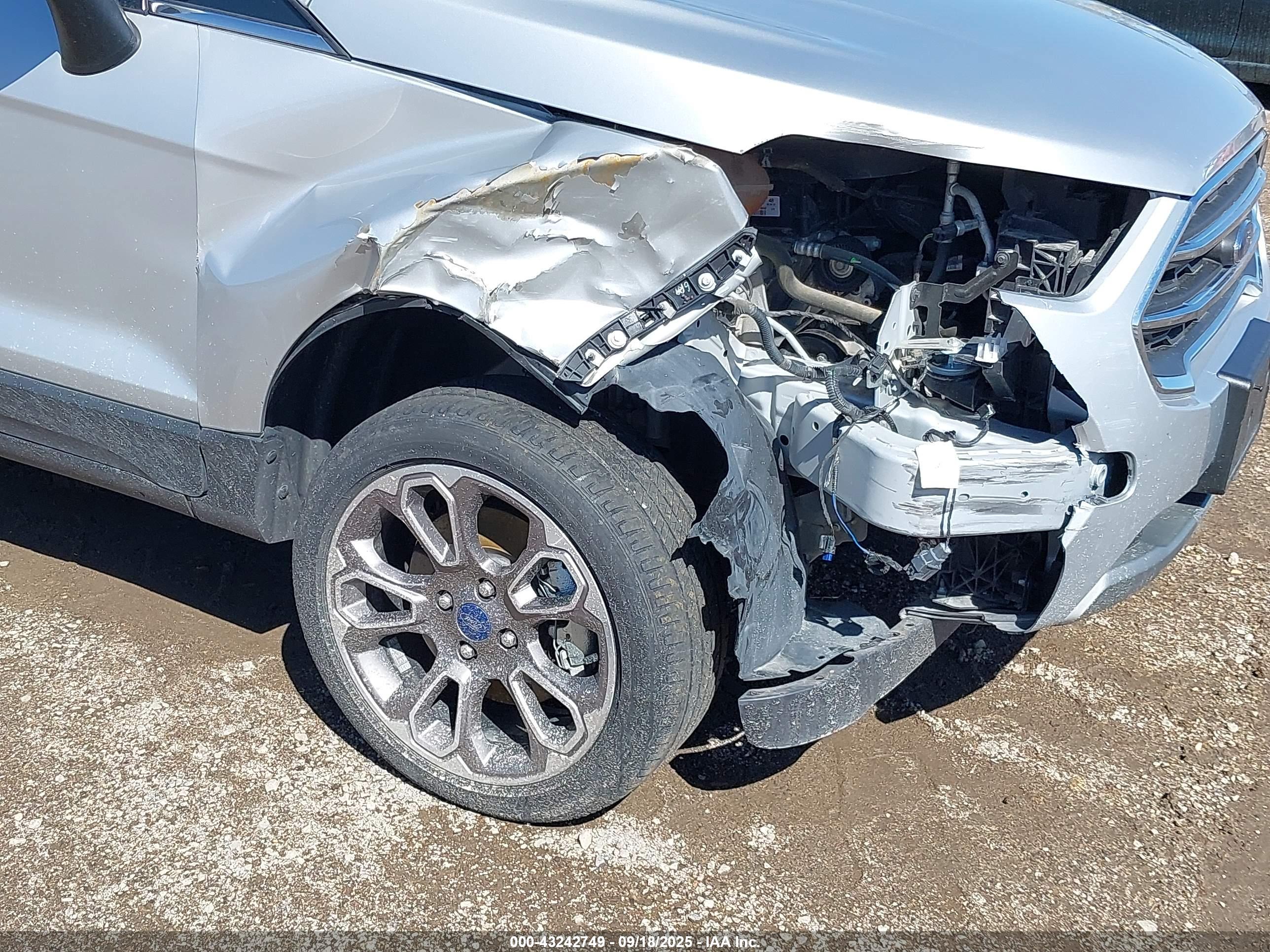 FORD ECOSPORT image 6