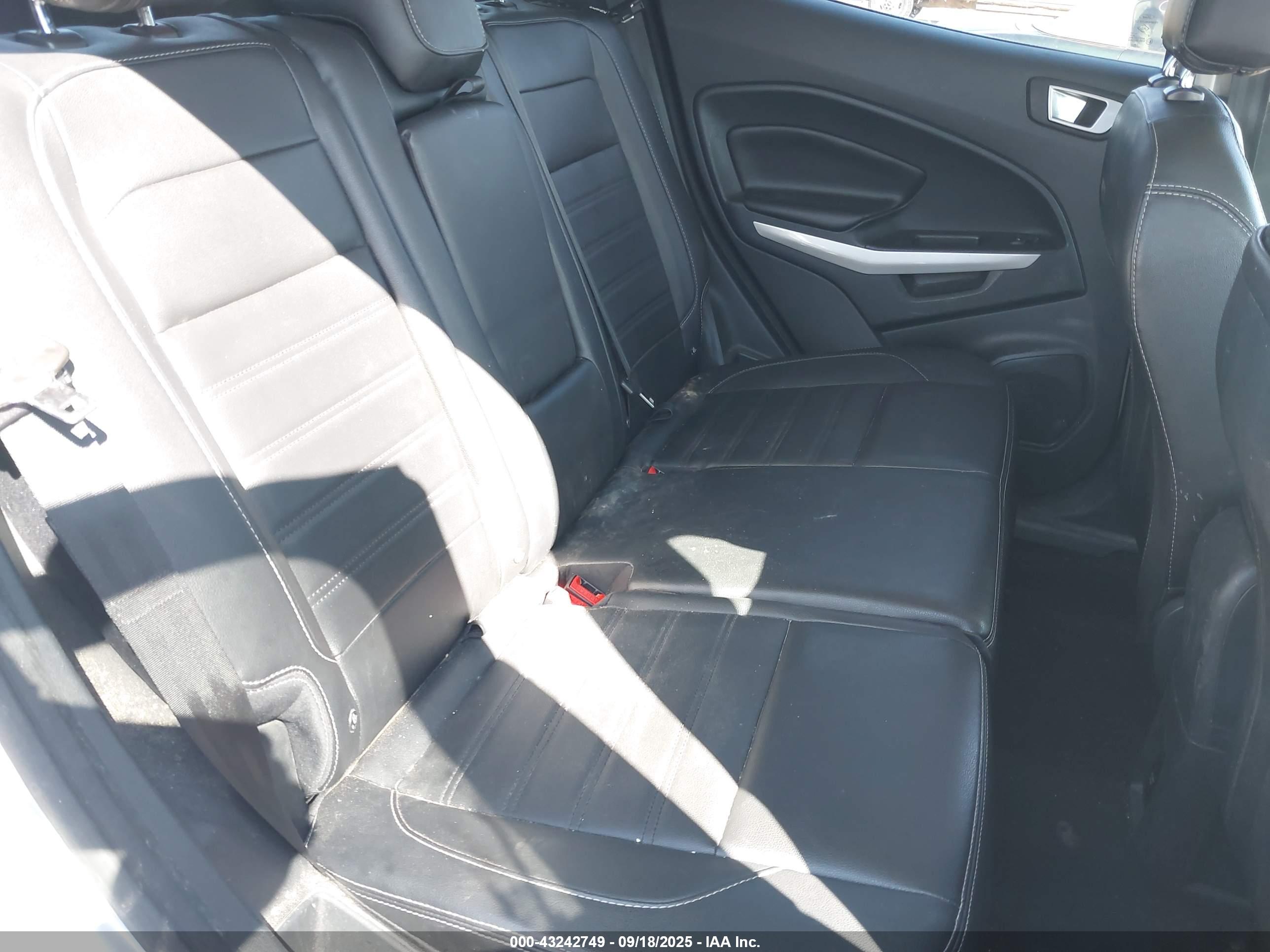 FORD ECOSPORT image 8