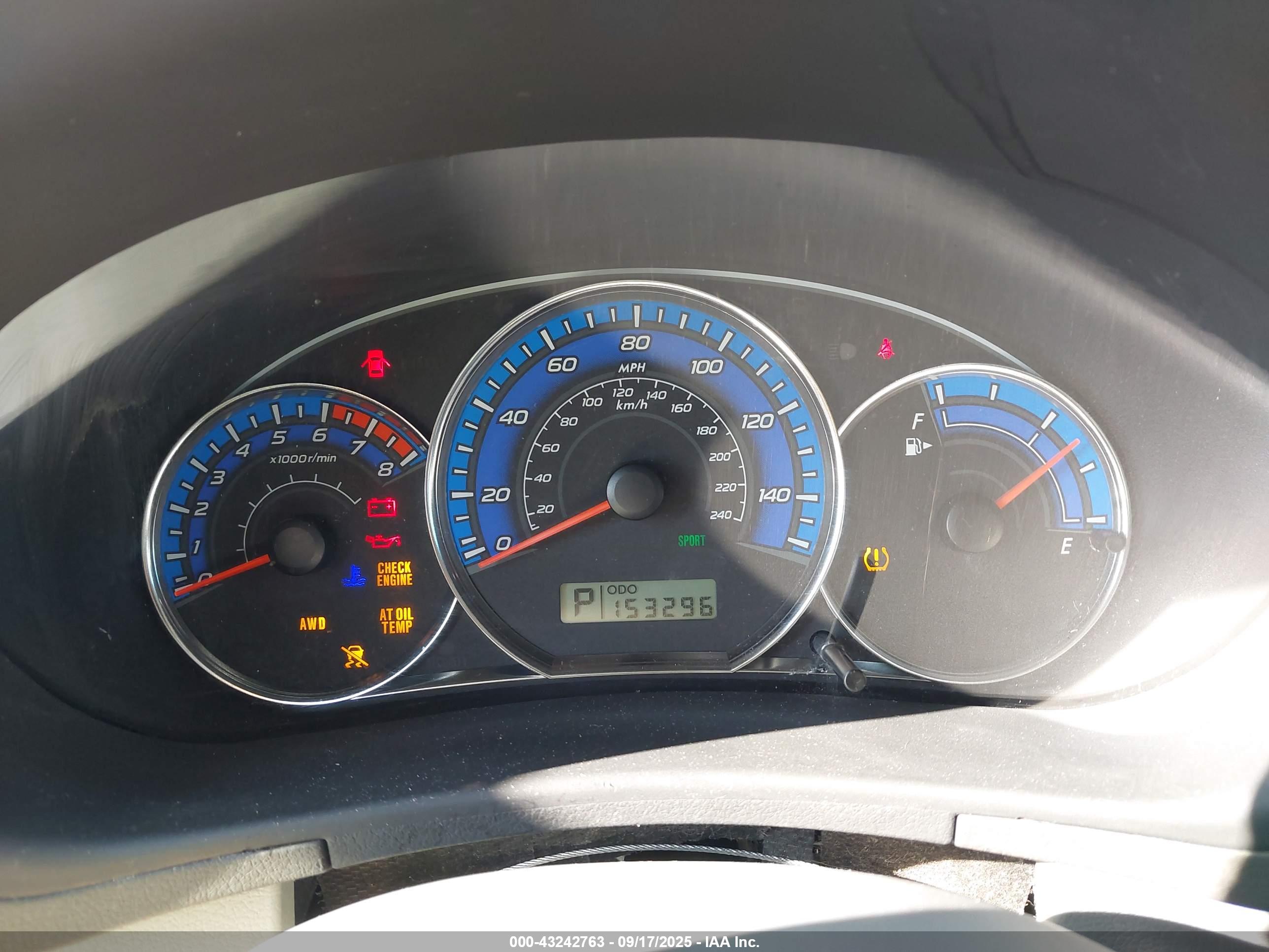 SUBARU FORESTER image 7