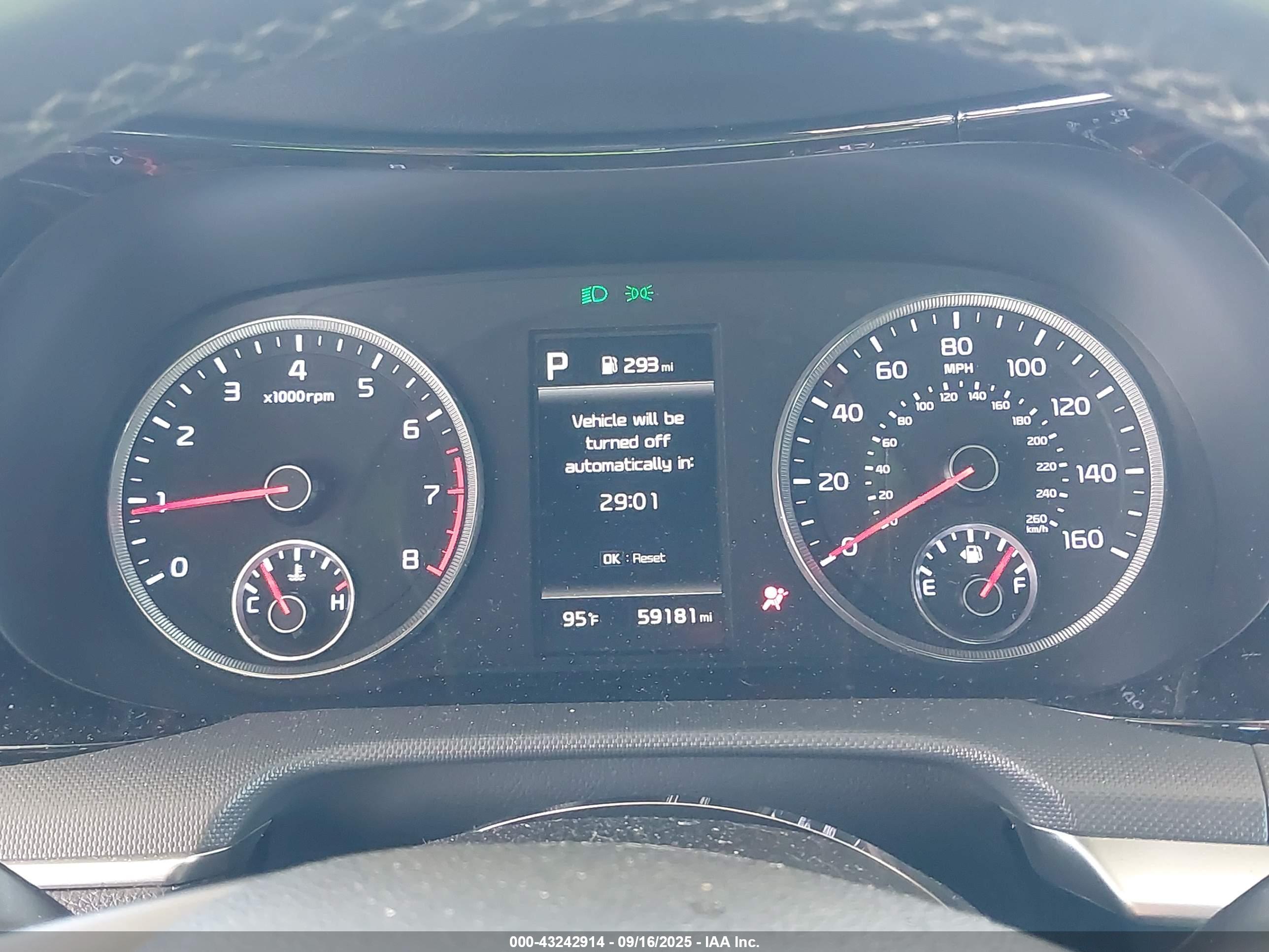 KIA K5 image 7