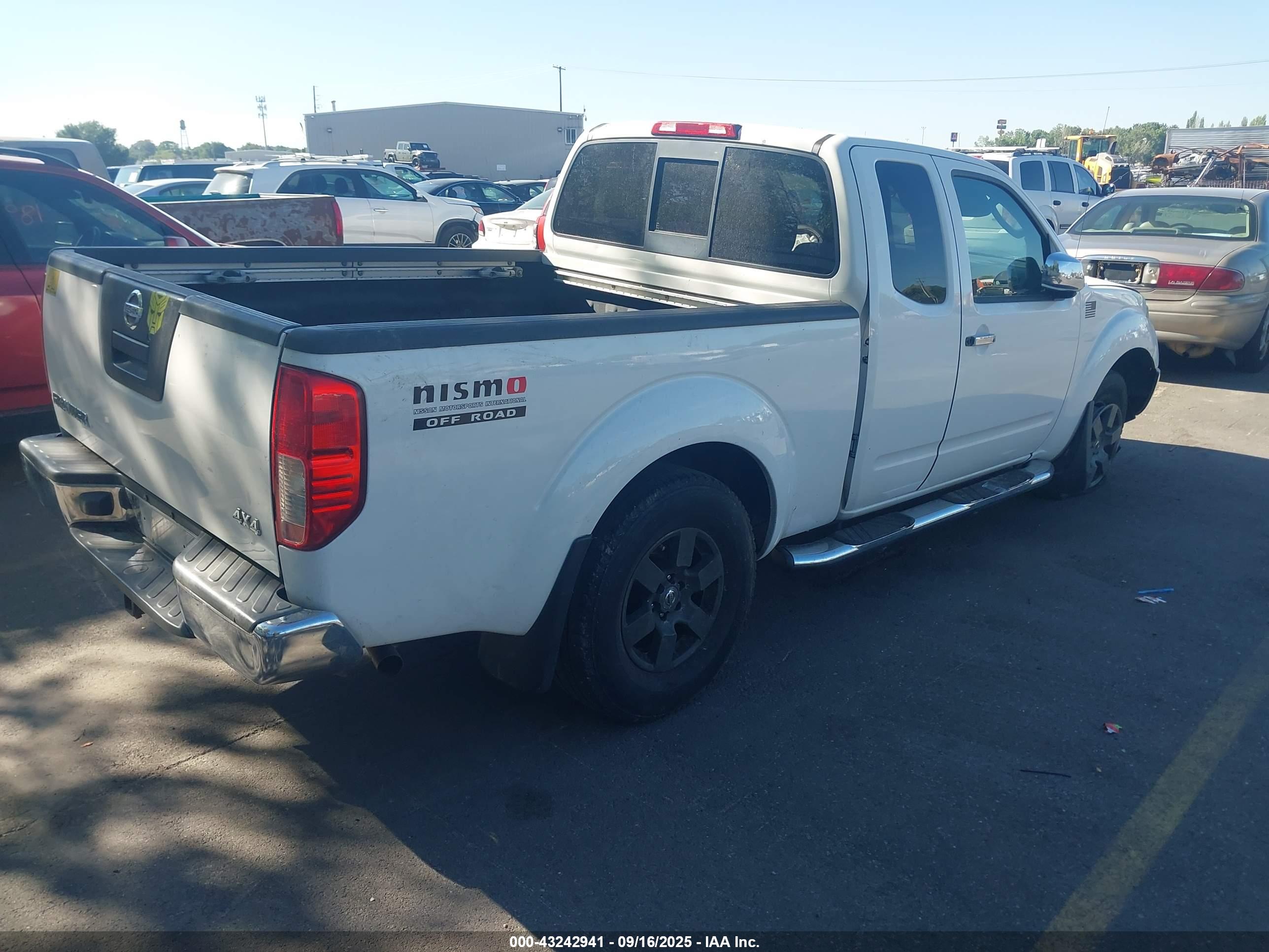NISSAN FRONTIER image 4