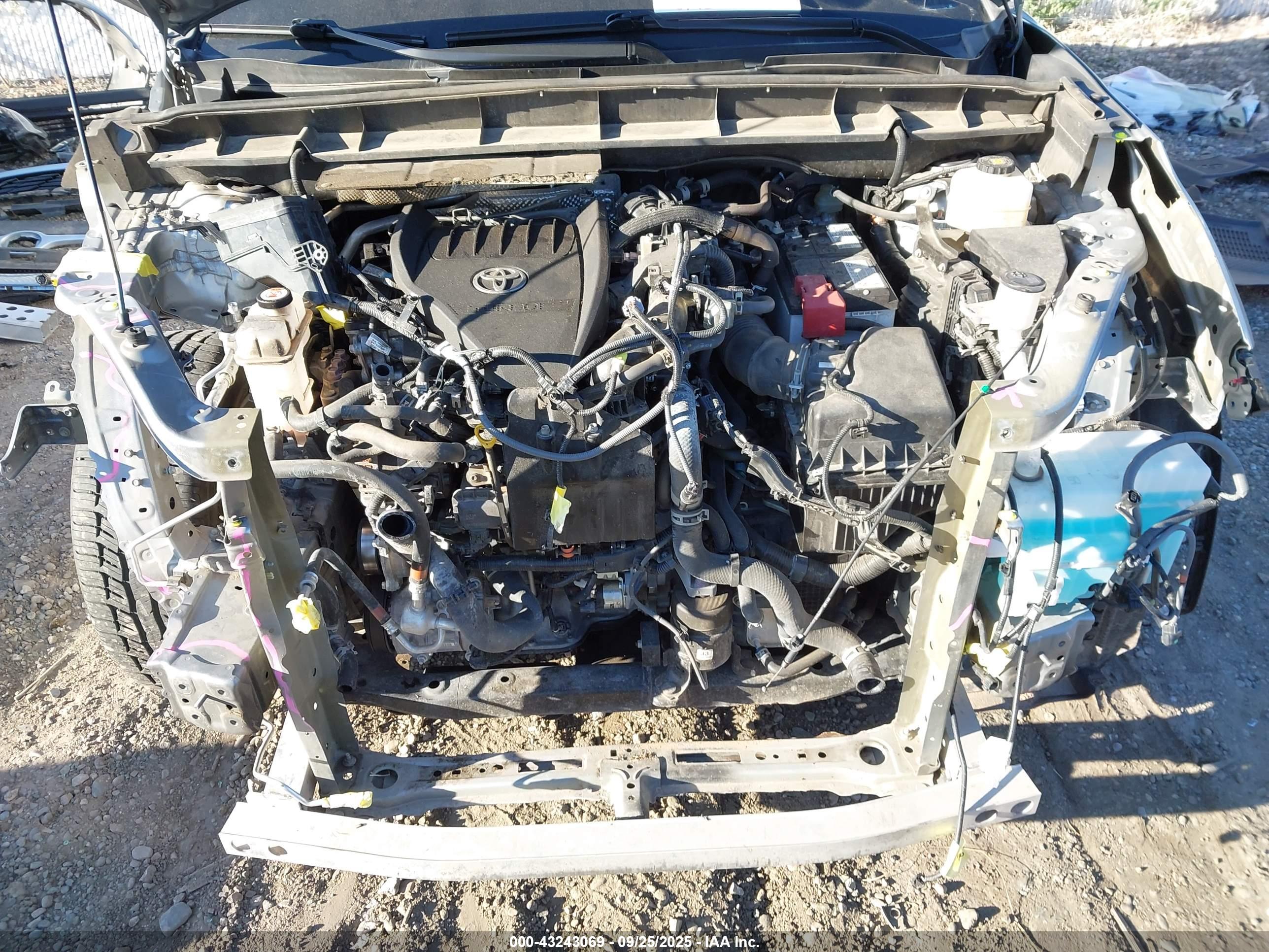 TOYOTA HIGHLANDER image 10