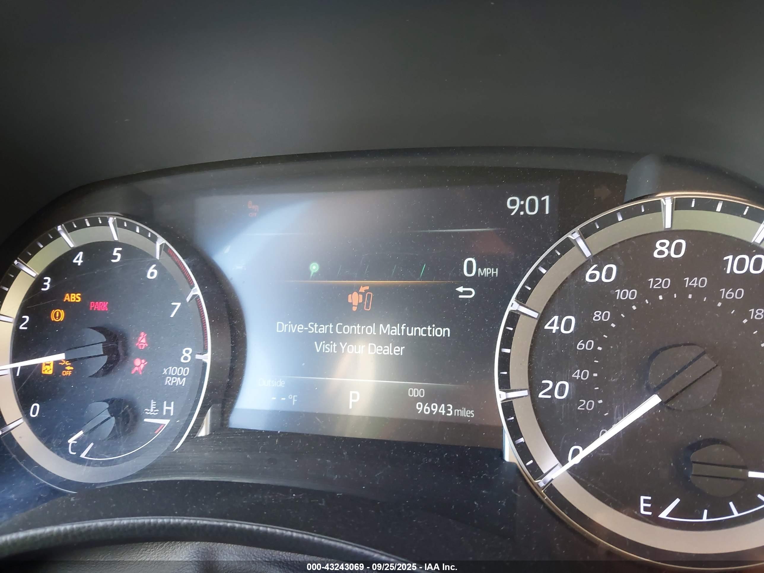 TOYOTA HIGHLANDER image 7