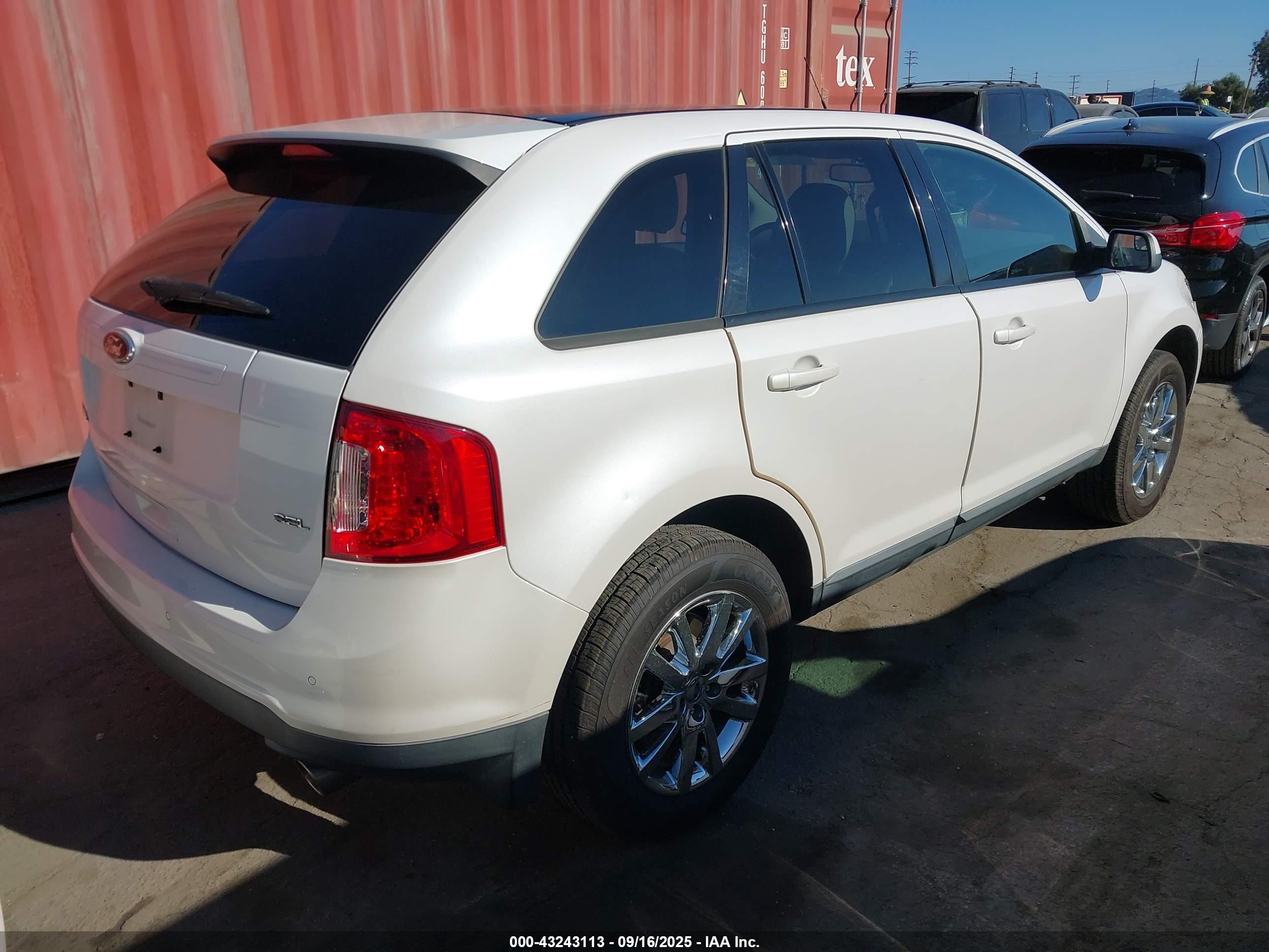 FORD EDGE image 4