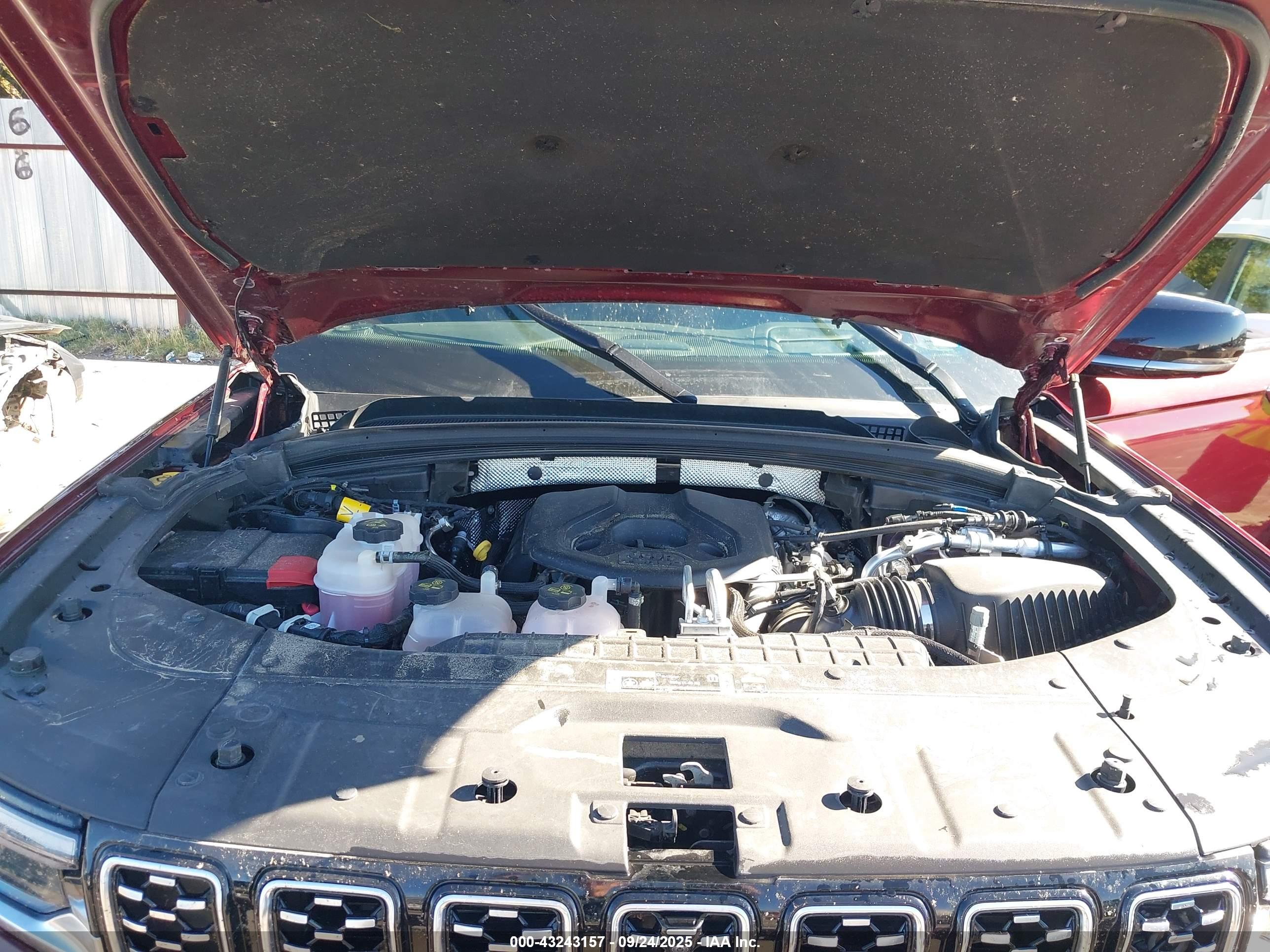 JEEP GRAND image 10