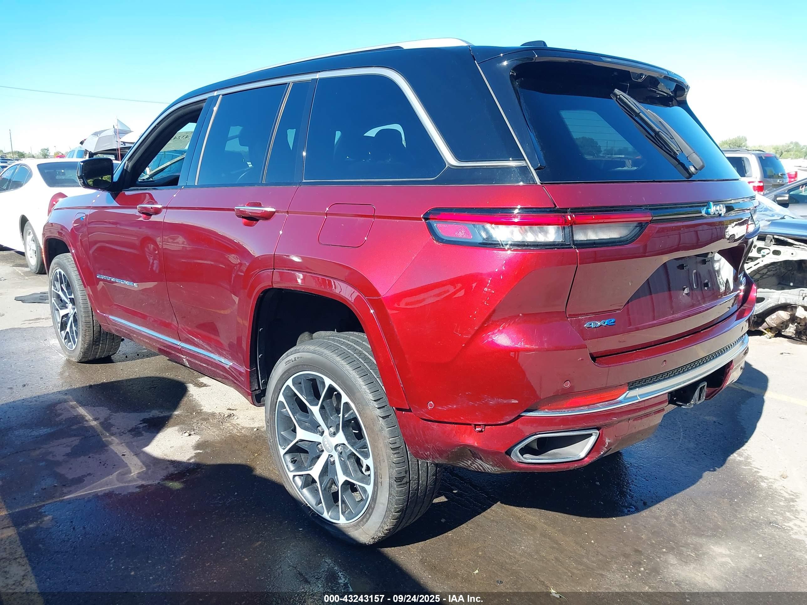 JEEP GRAND image 3