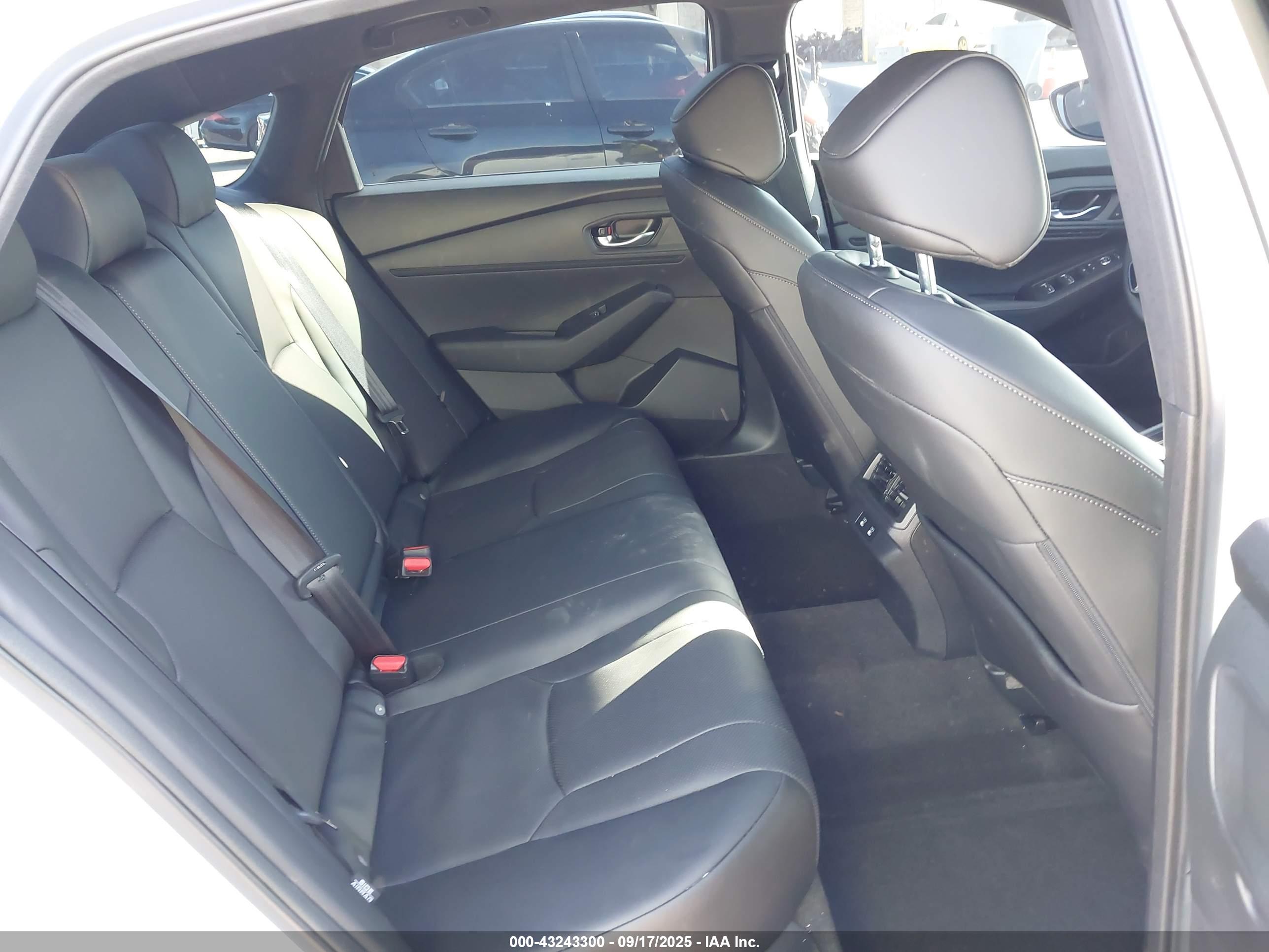HONDA ACCORD image 8