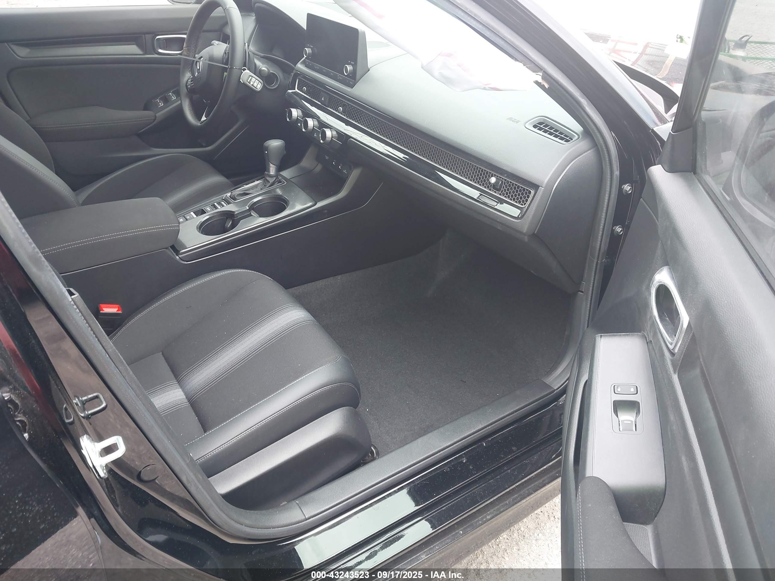 HONDA CIVIC image 5