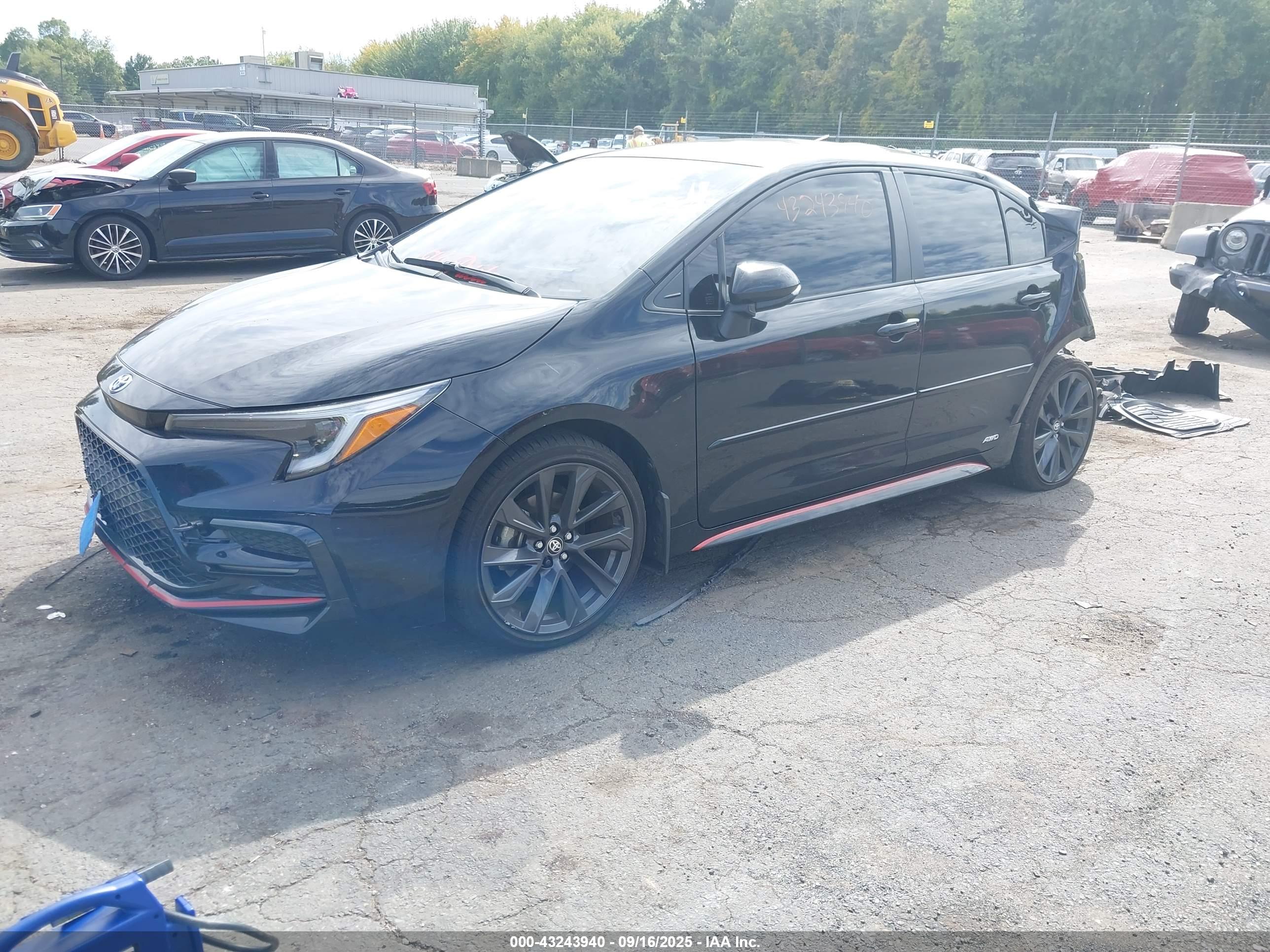 TOYOTA COROLLA image 2