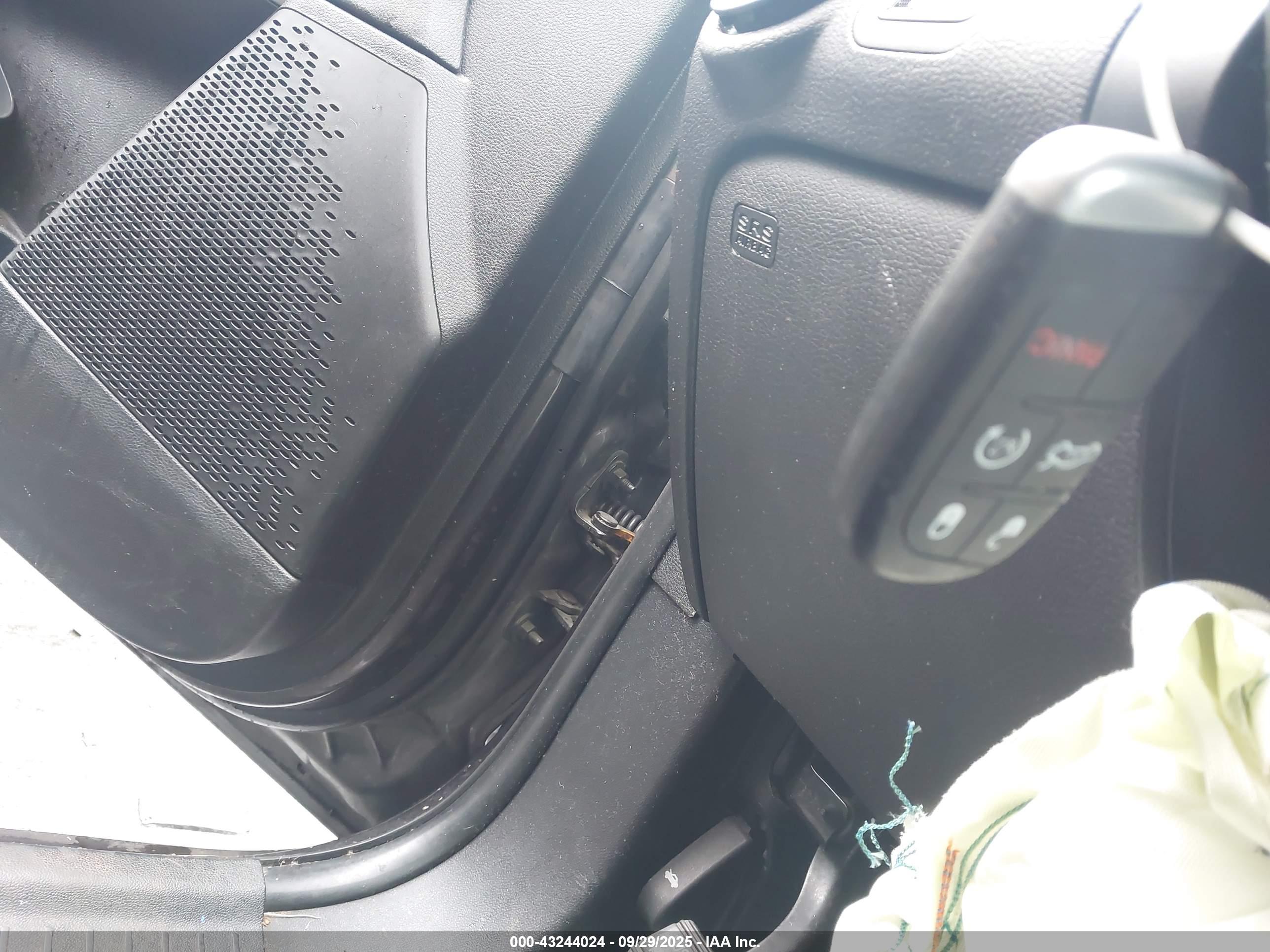 DODGE JOURNEY image 11
