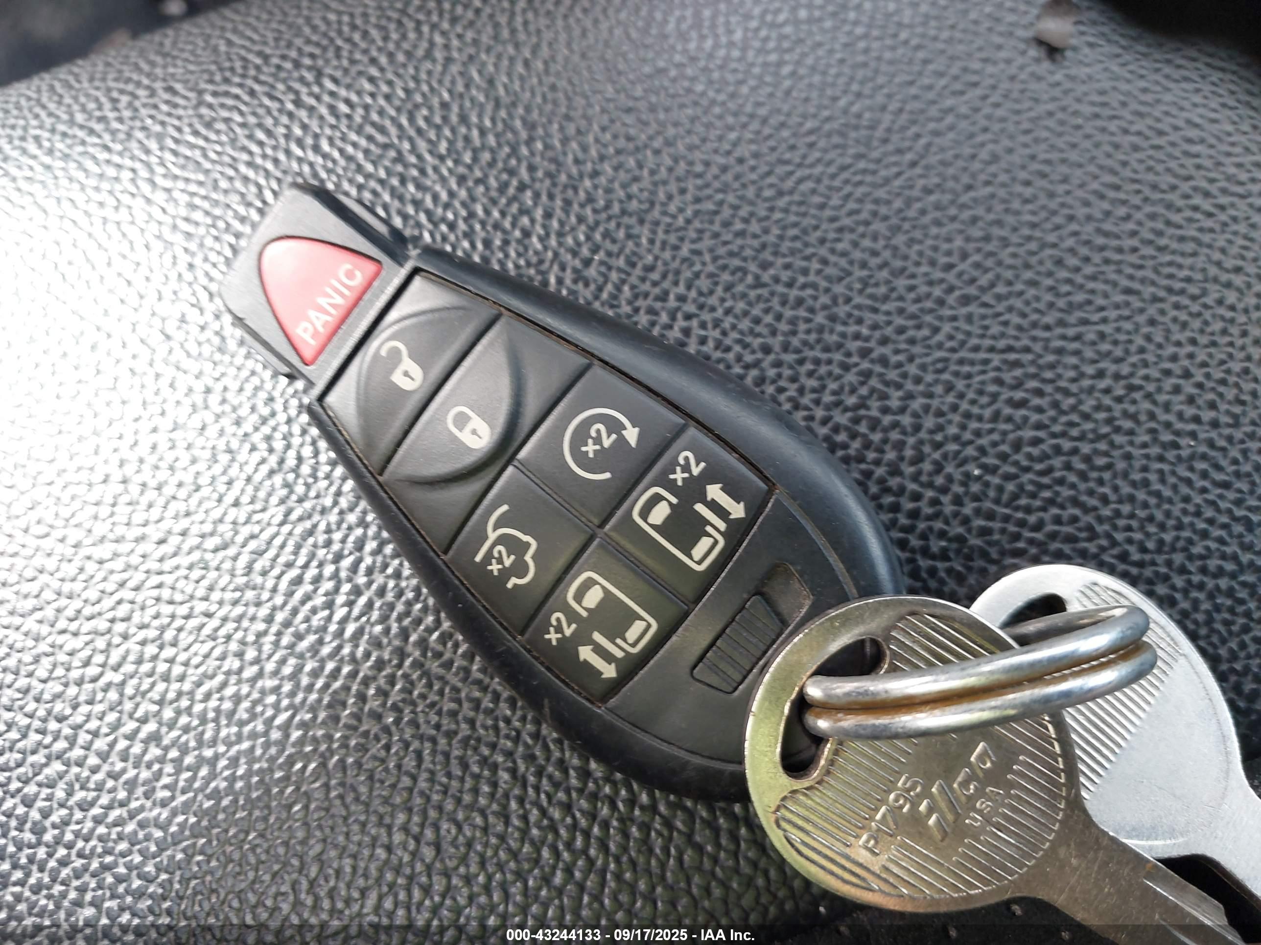 DODGE GRAND image 11