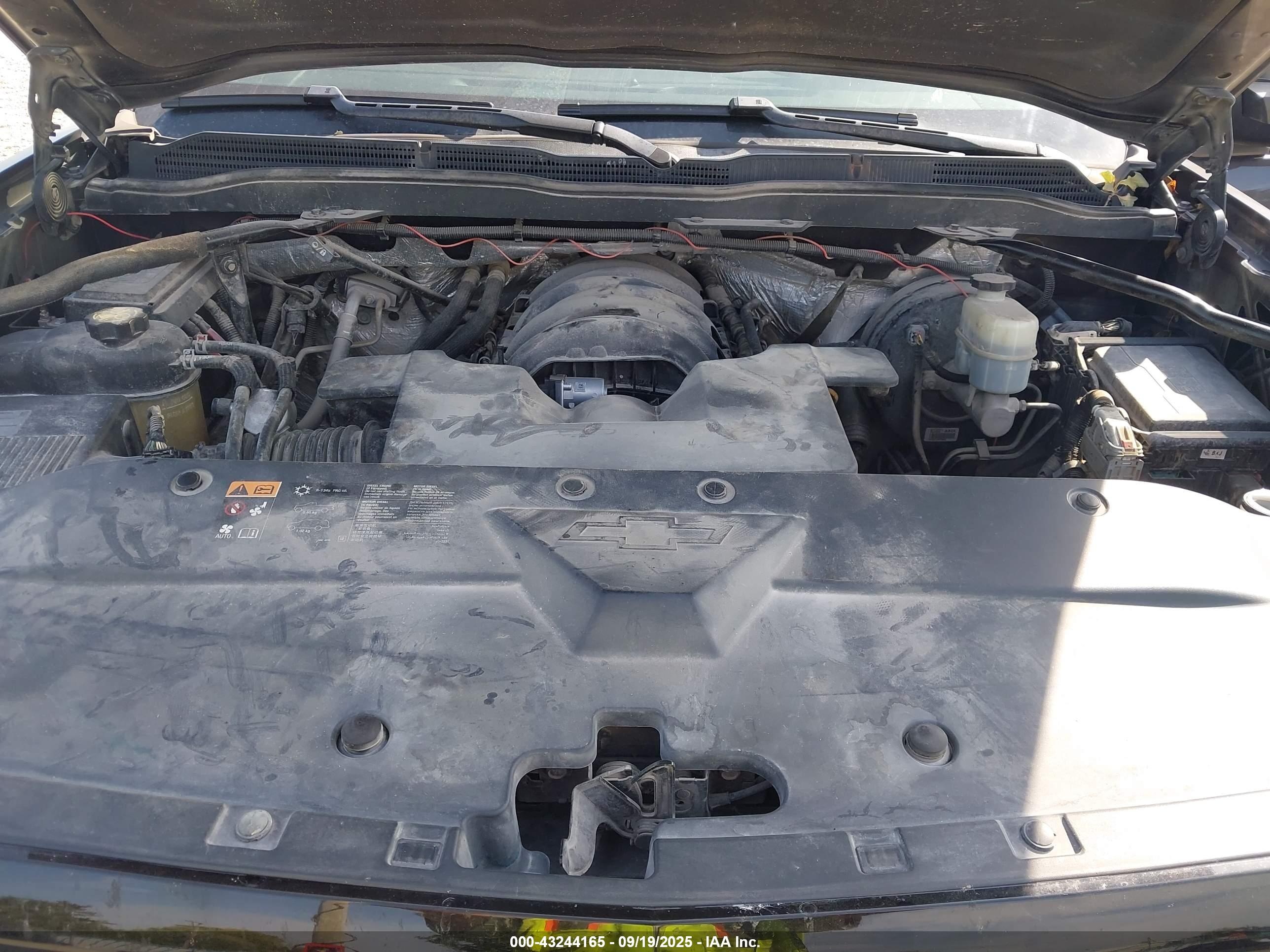 CHEVROLET SILVERADO image 10