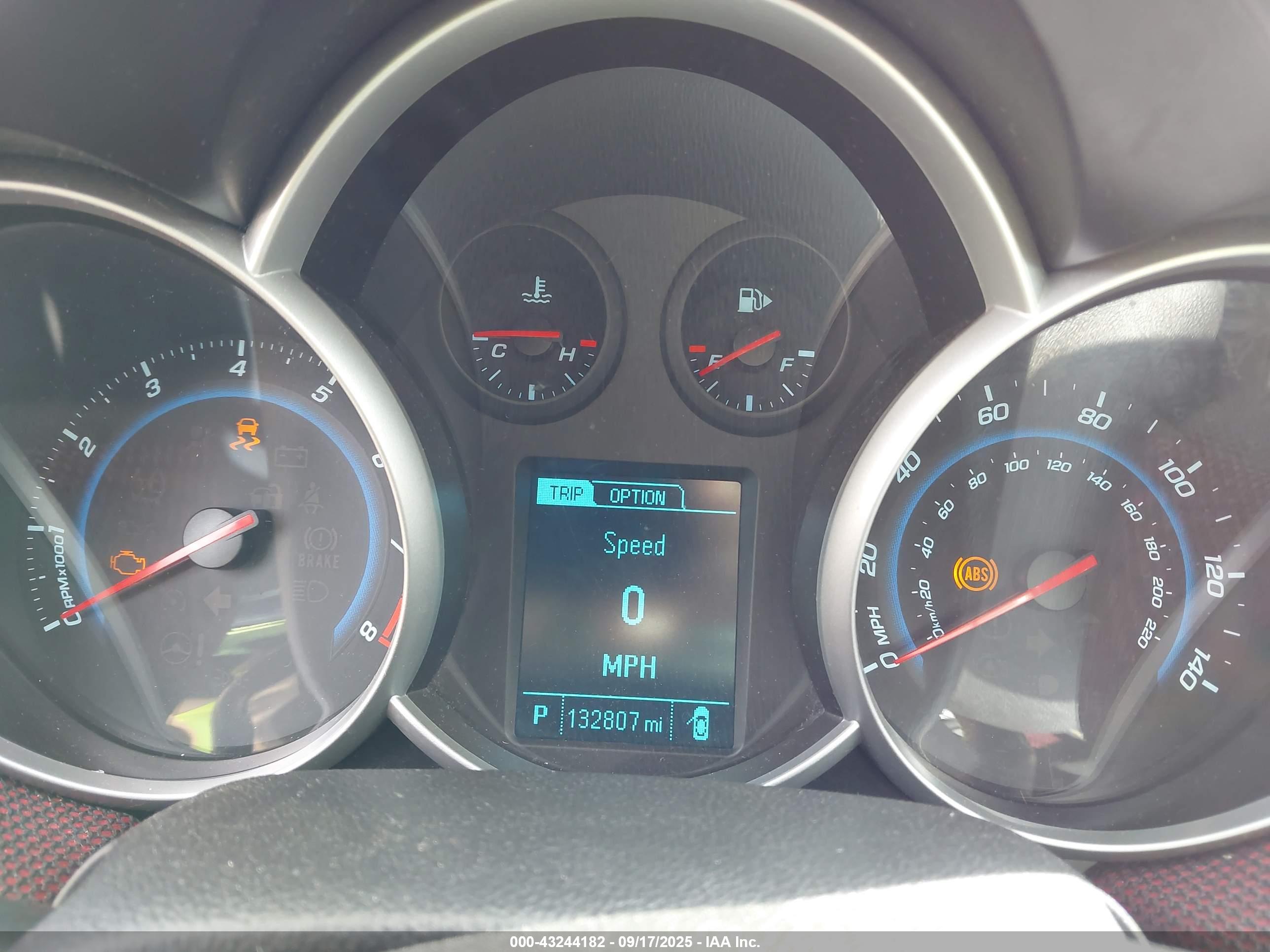 CHEVROLET CRUZE image 7