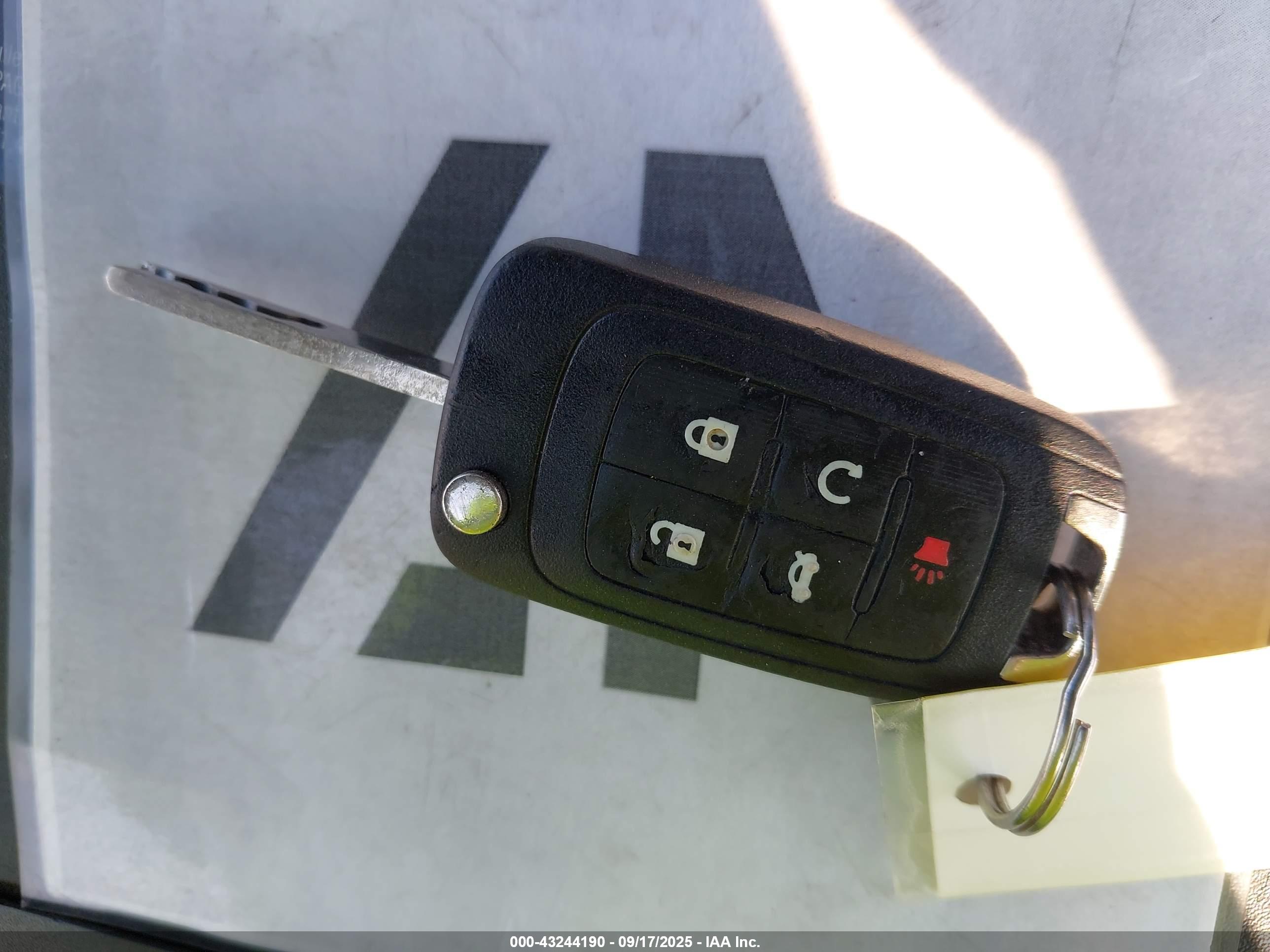 CHEVROLET EQUINOX image 11