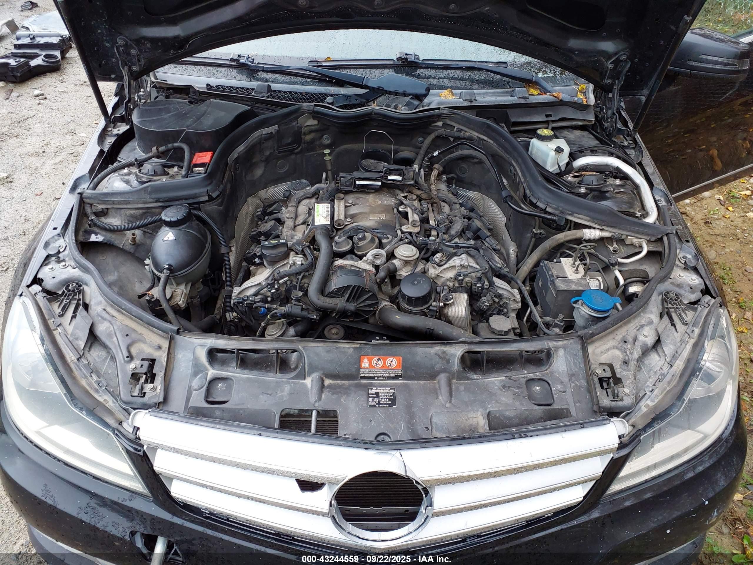 MERCEDES-BENZ C image 10