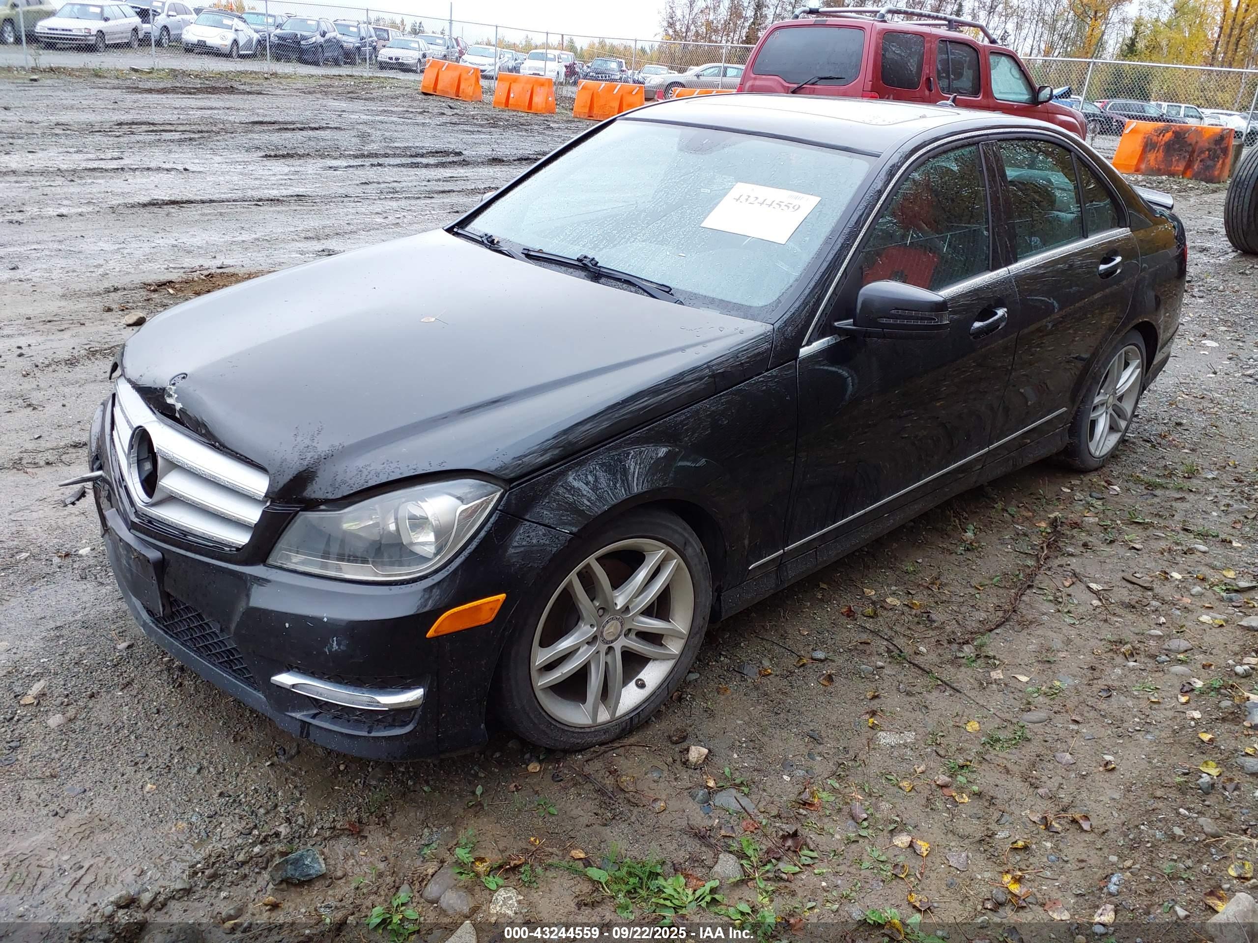 MERCEDES-BENZ C image 2