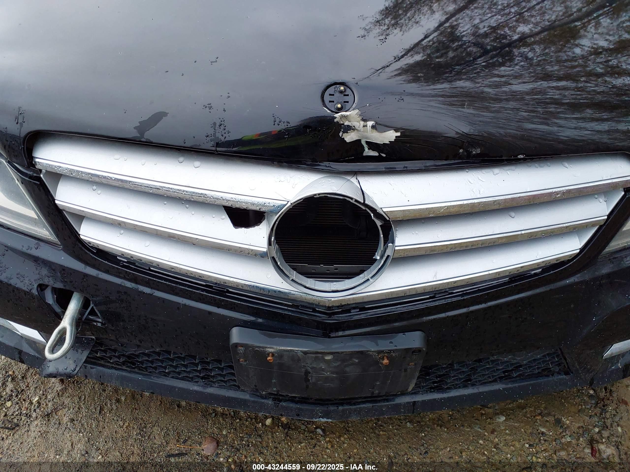 MERCEDES-BENZ C image 6