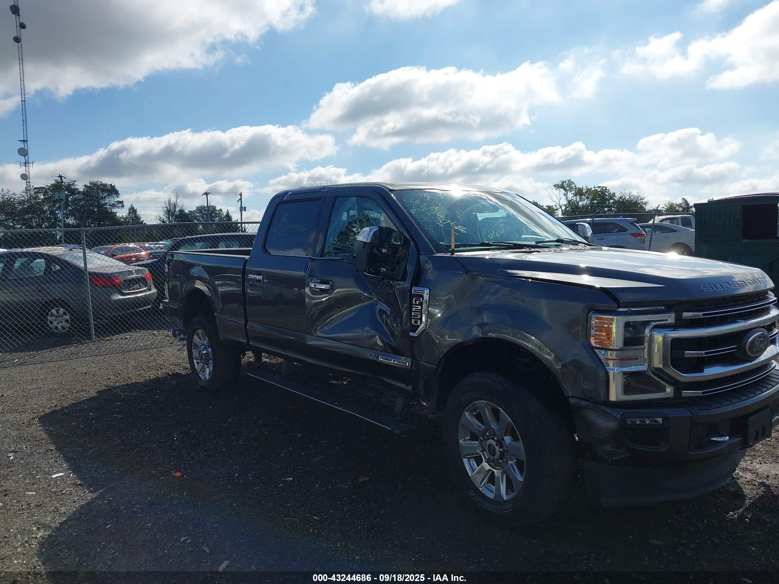FORD F-250 image 6