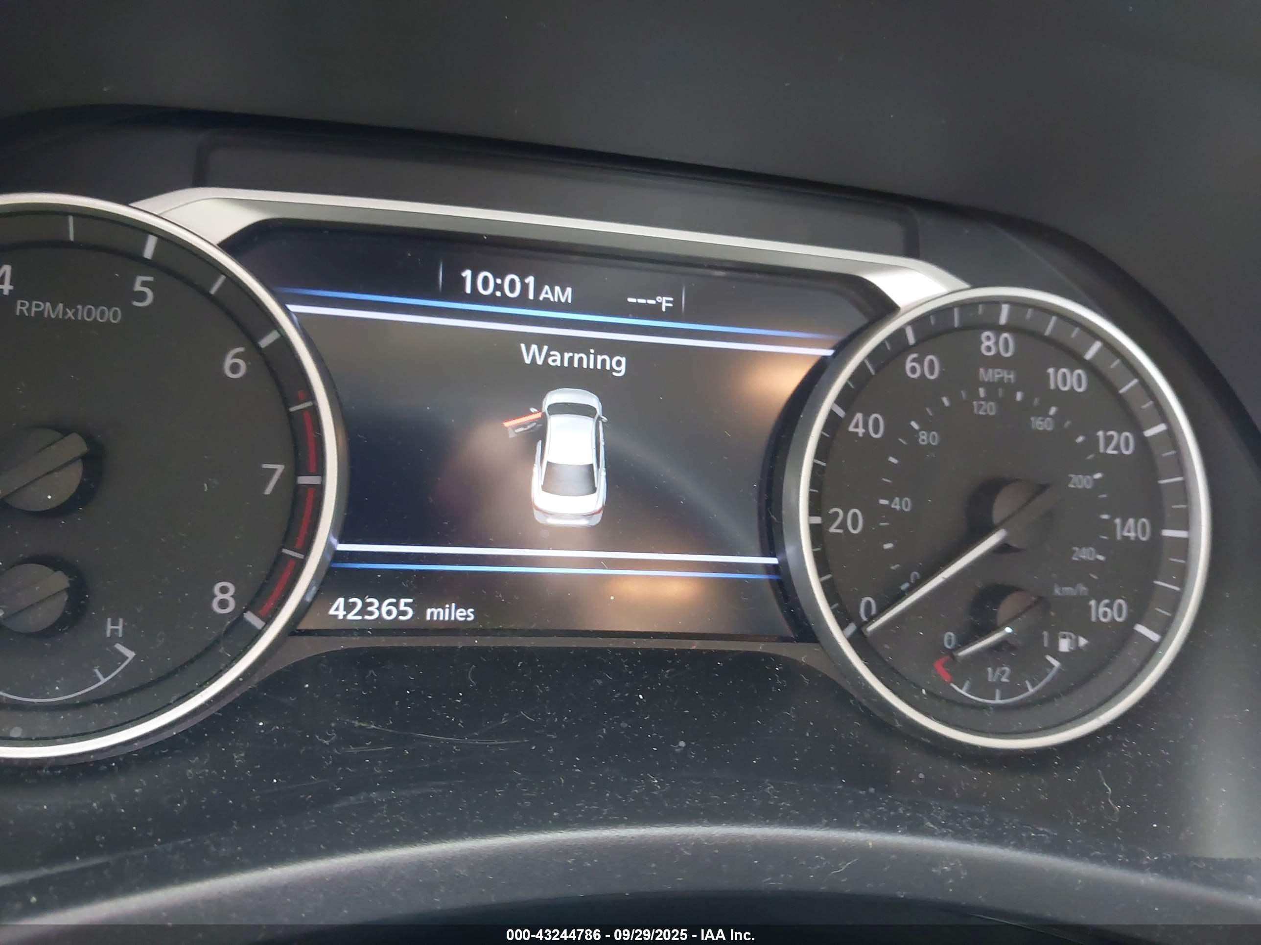 NISSAN SENTRA image 7