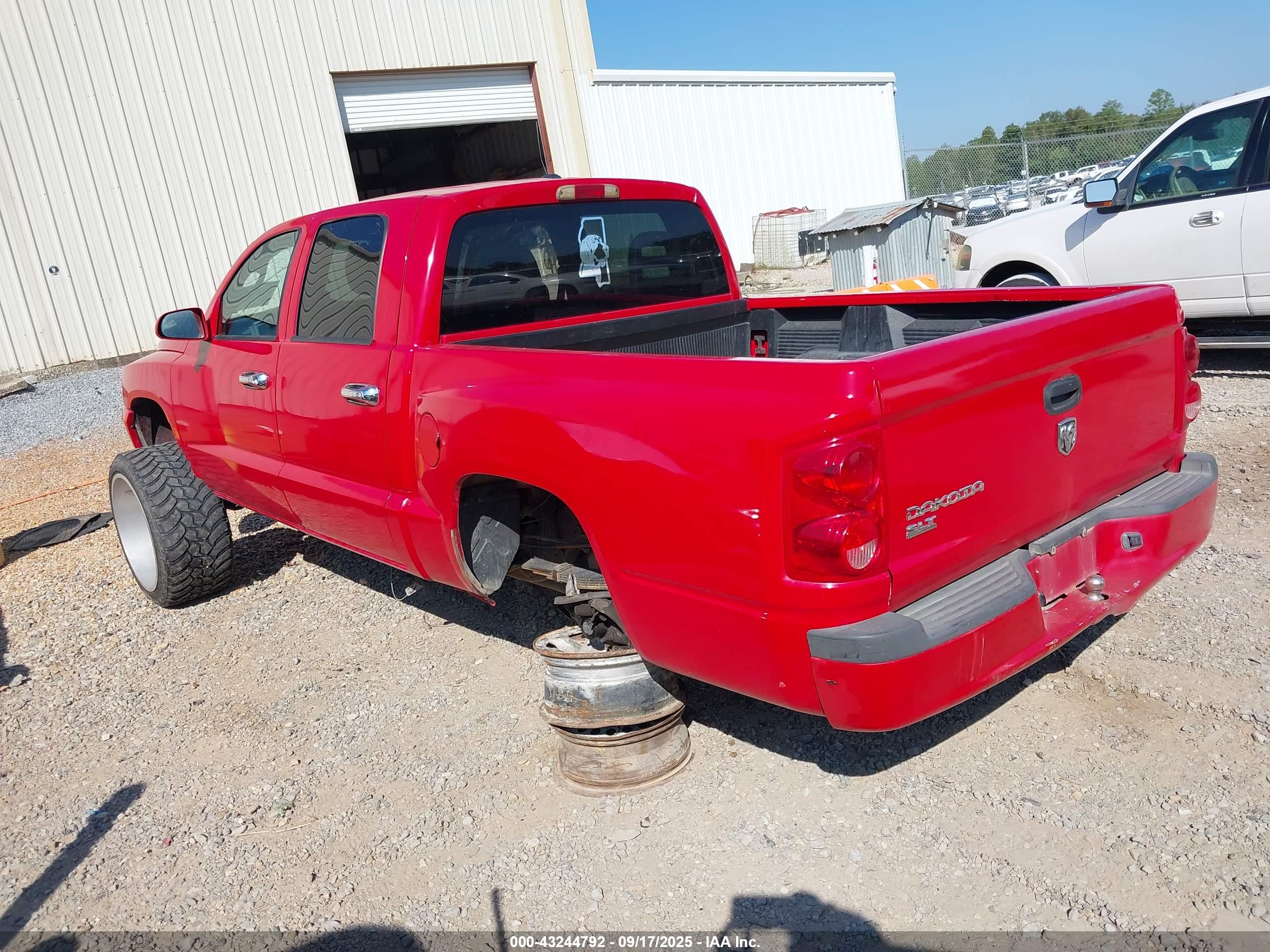 DODGE DAKOTA image 3
