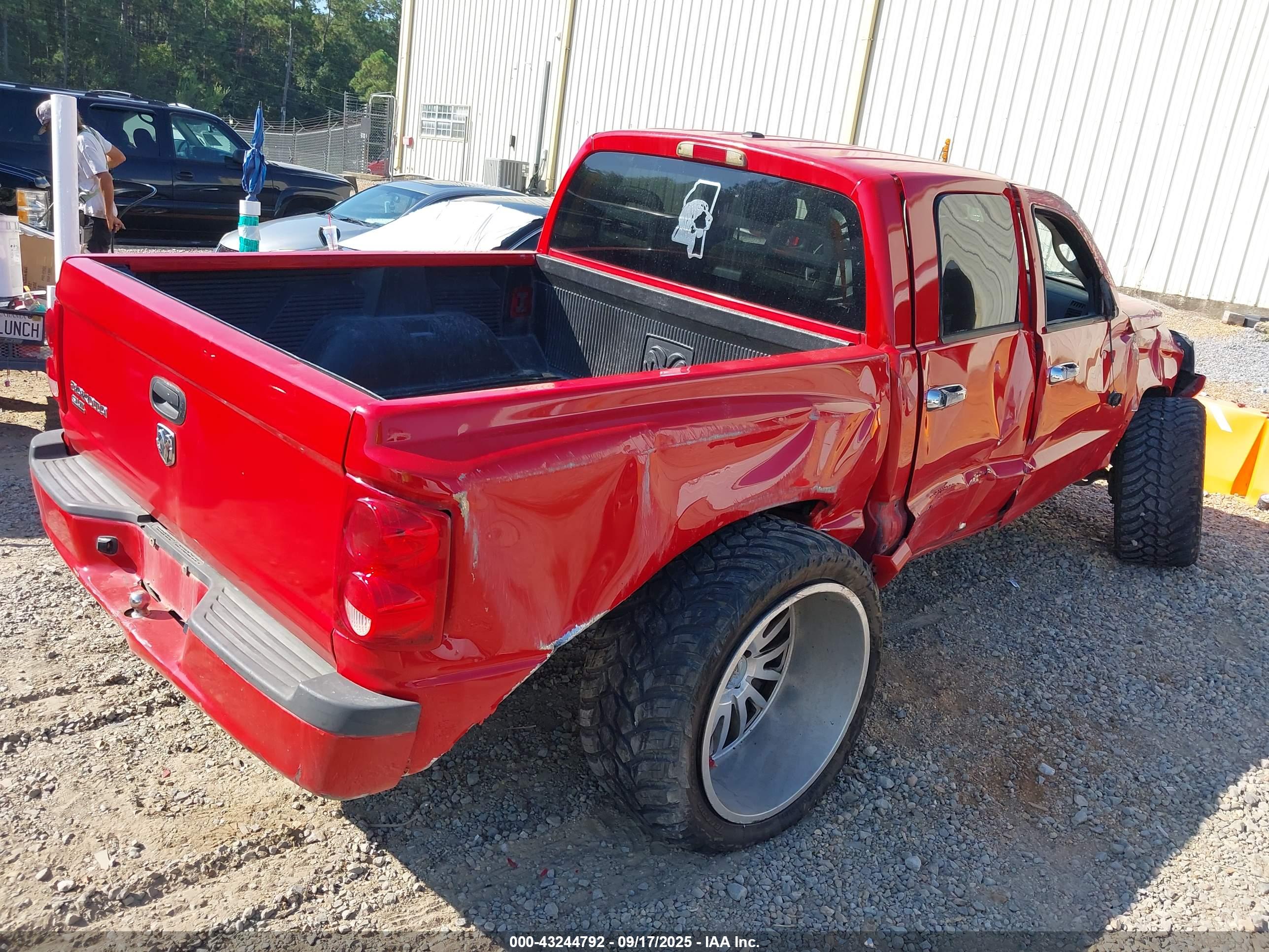 DODGE DAKOTA image 4