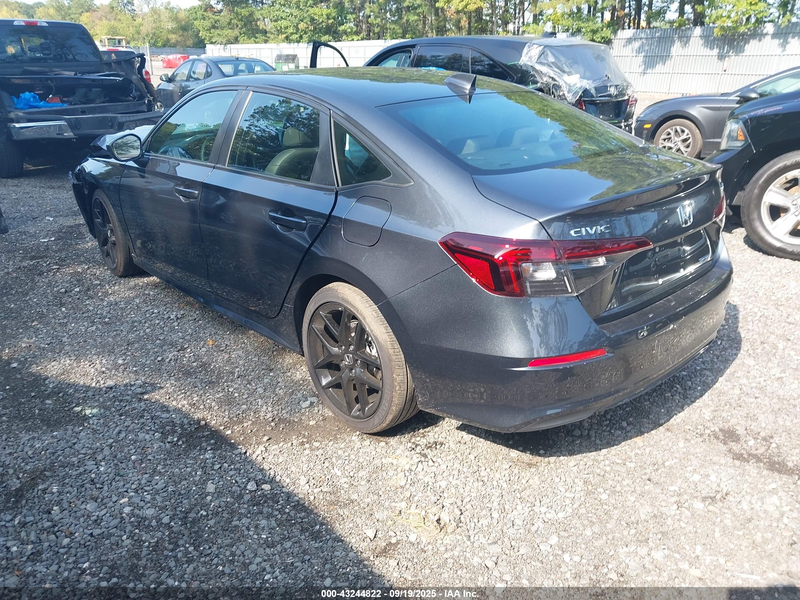 HONDA CIVIC image 3