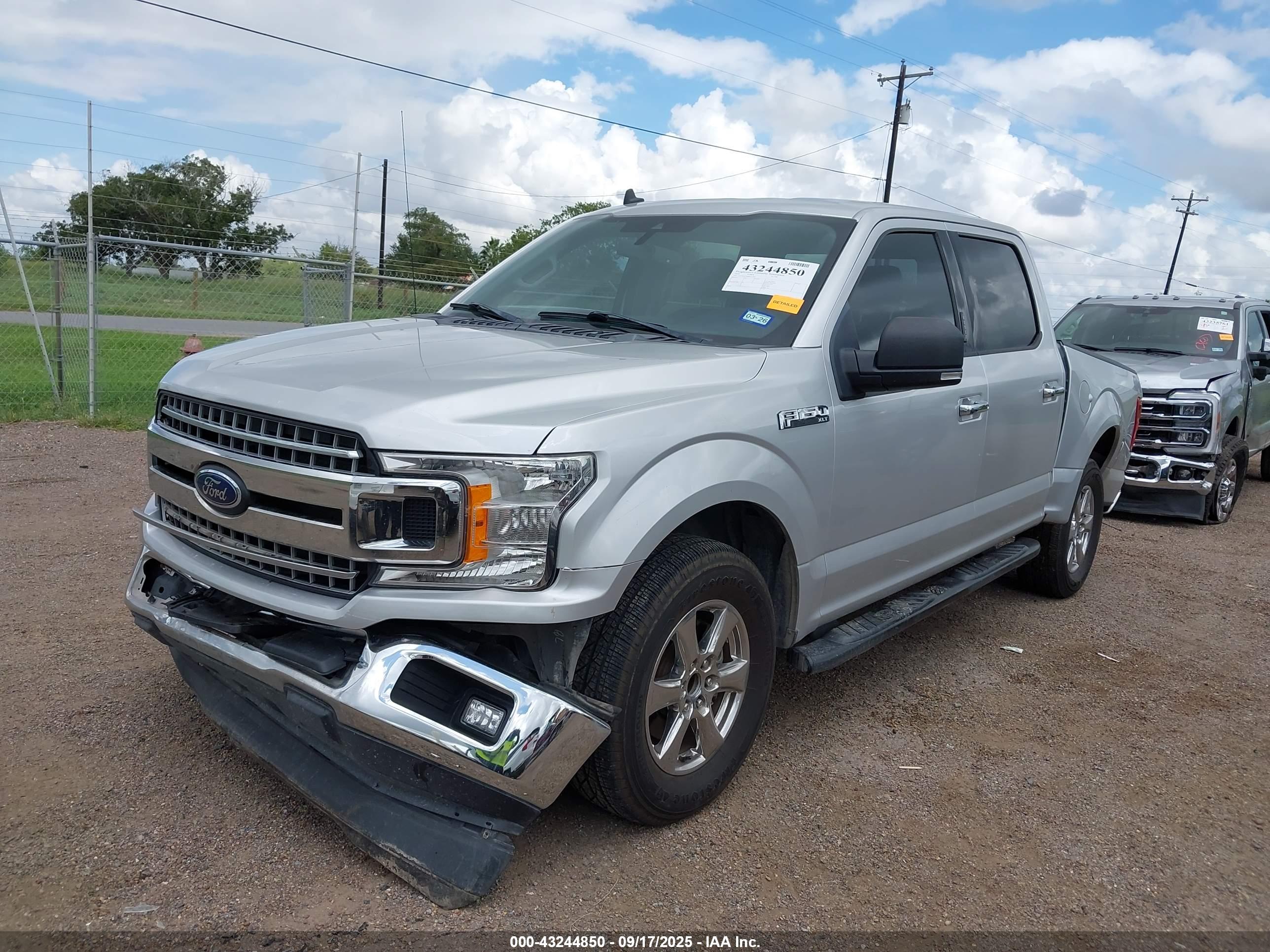 FORD F-150 image 2