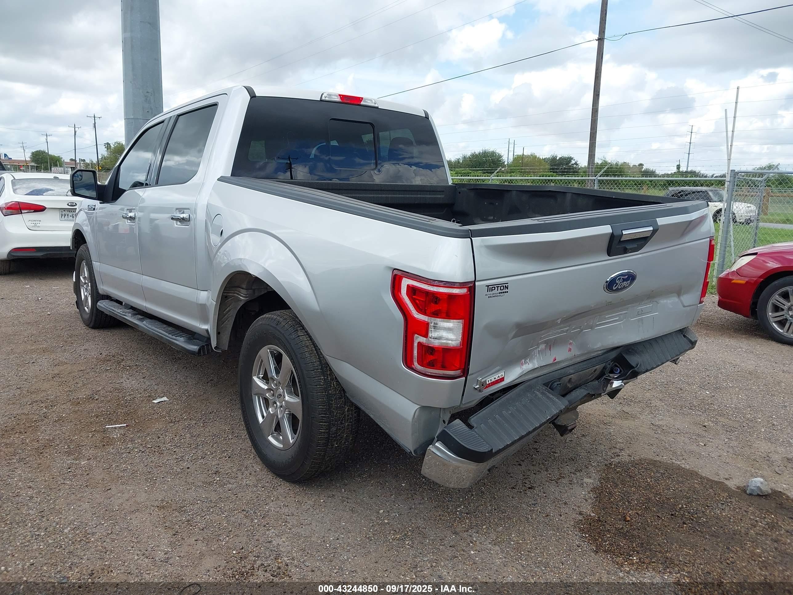 FORD F-150 image 3