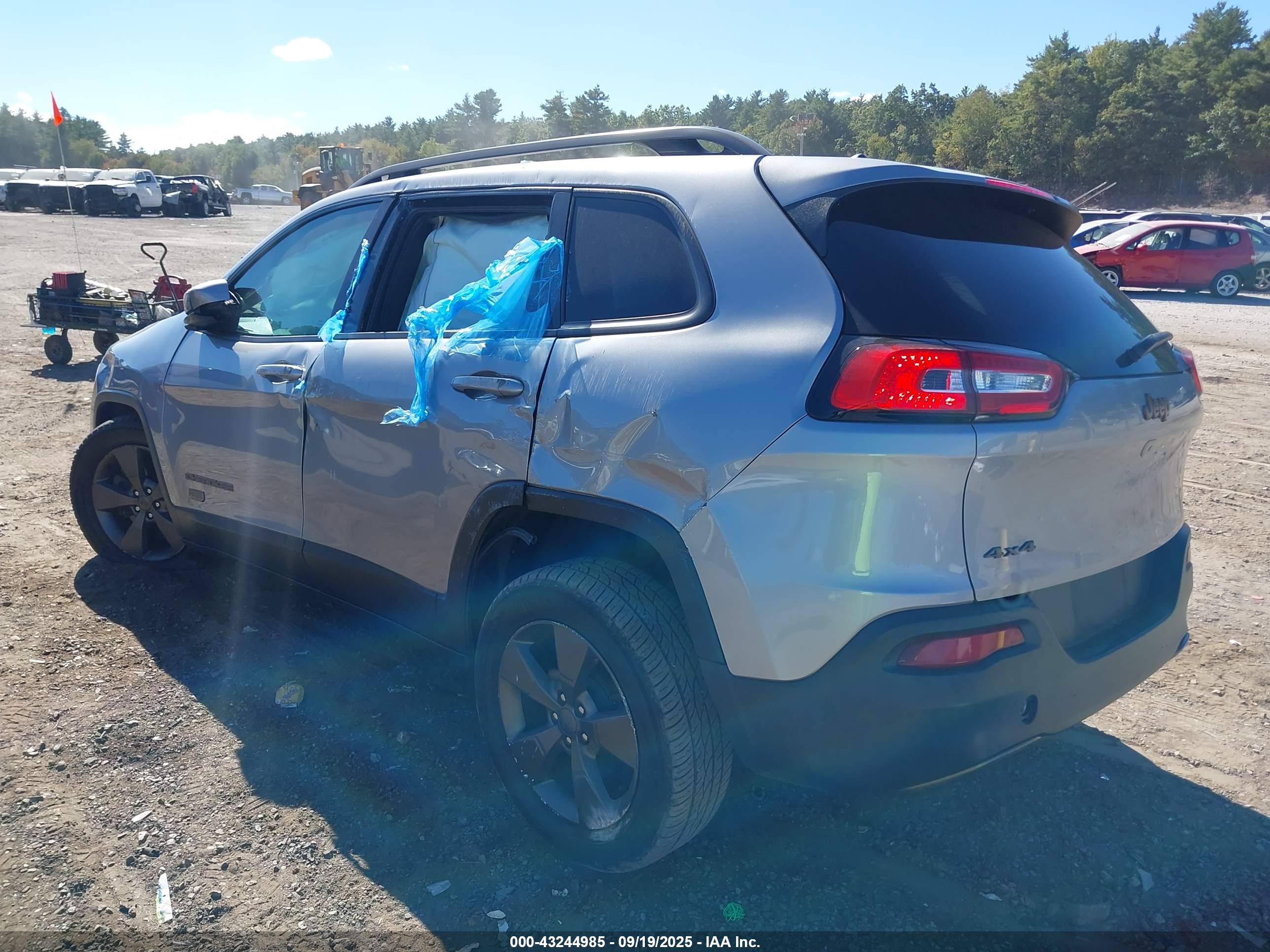JEEP CHEROKEE image 3